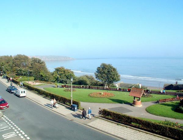 The Crescent, Filey - Picture 12