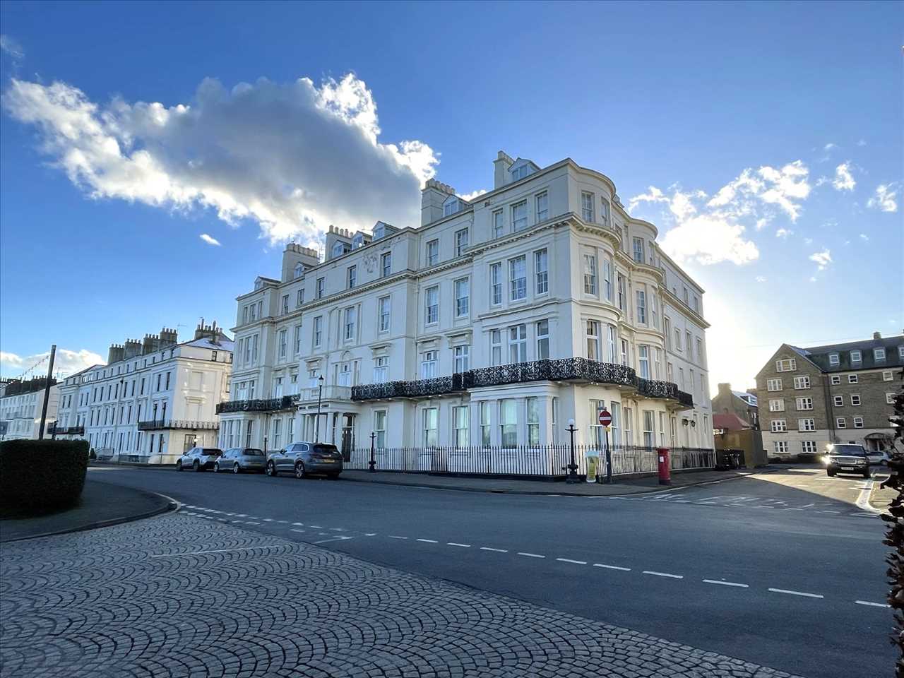 Royal Crescent Court, Filey
