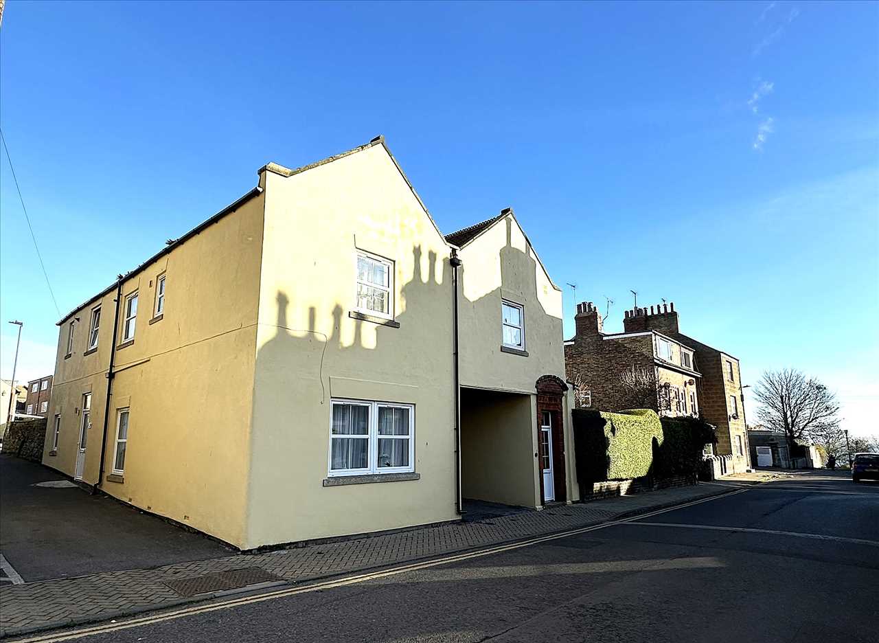 'Sandy Cove'  Cliffords Terrace, Filey