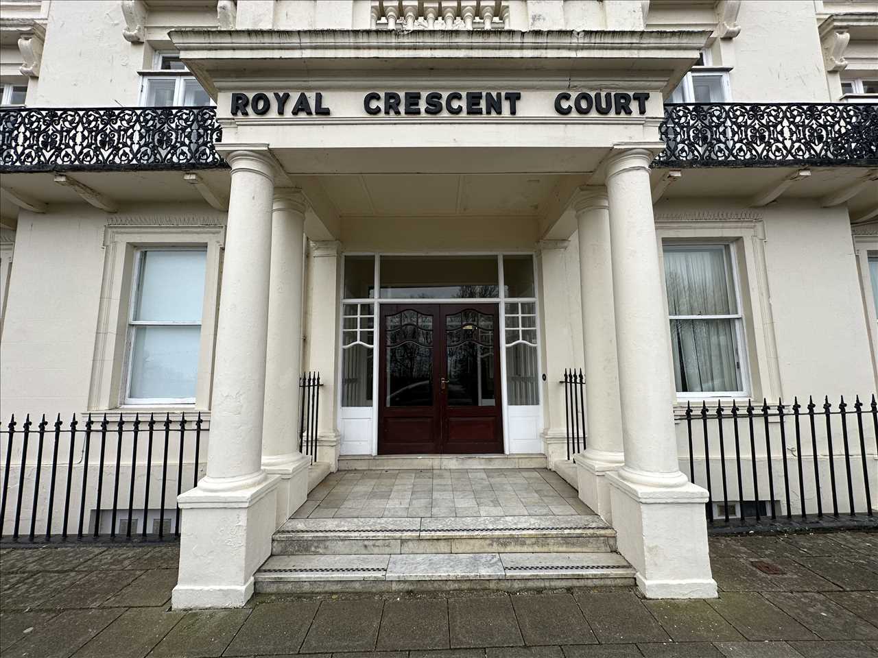 Royal Crescent Court