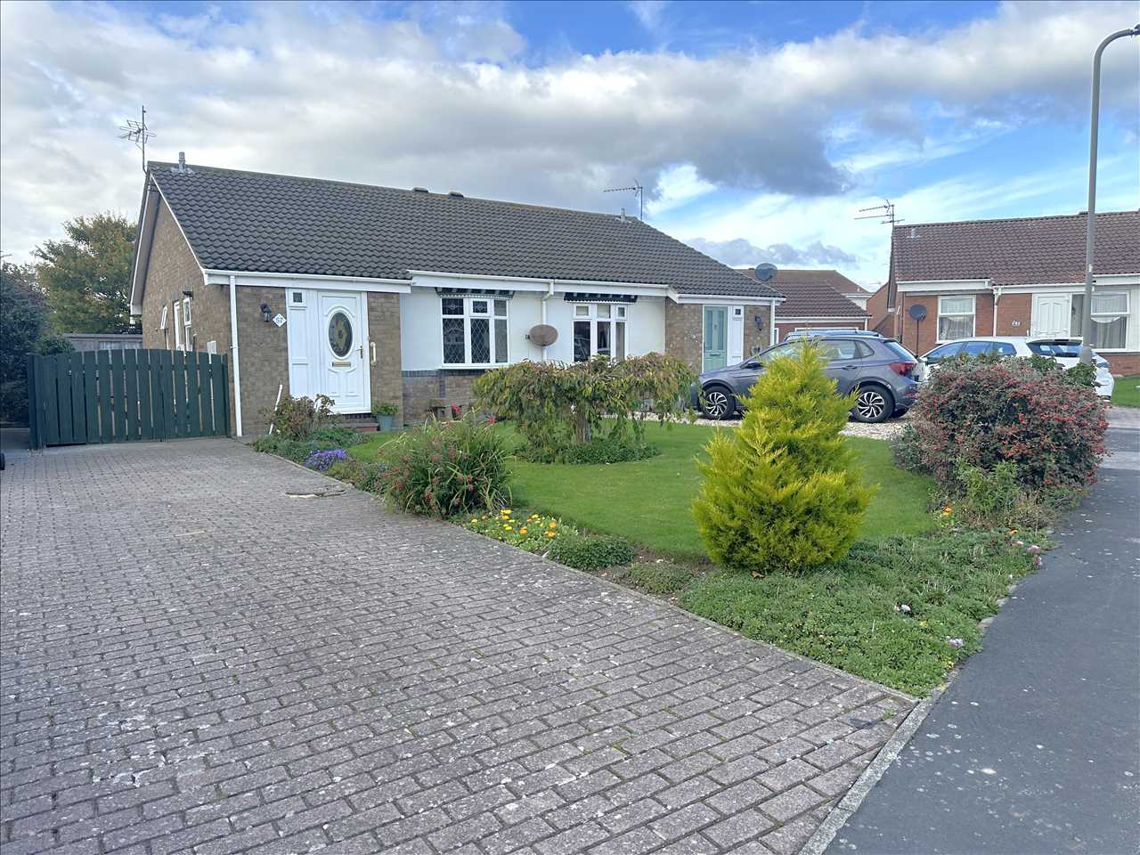 Thorn Tree Avenue, Filey
