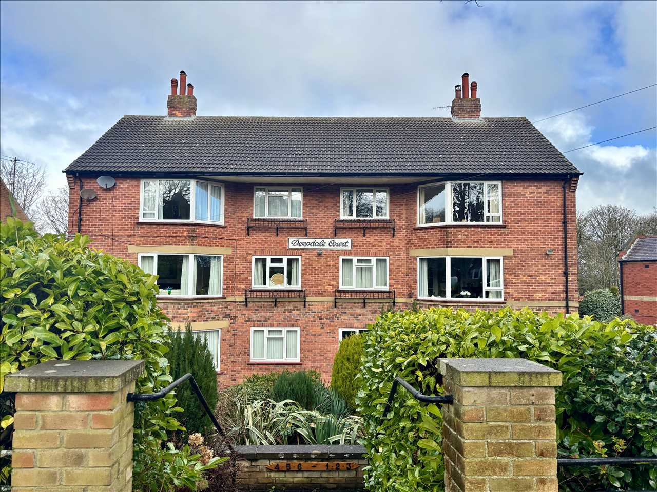 Deepdale Court, Sea Cliff Road