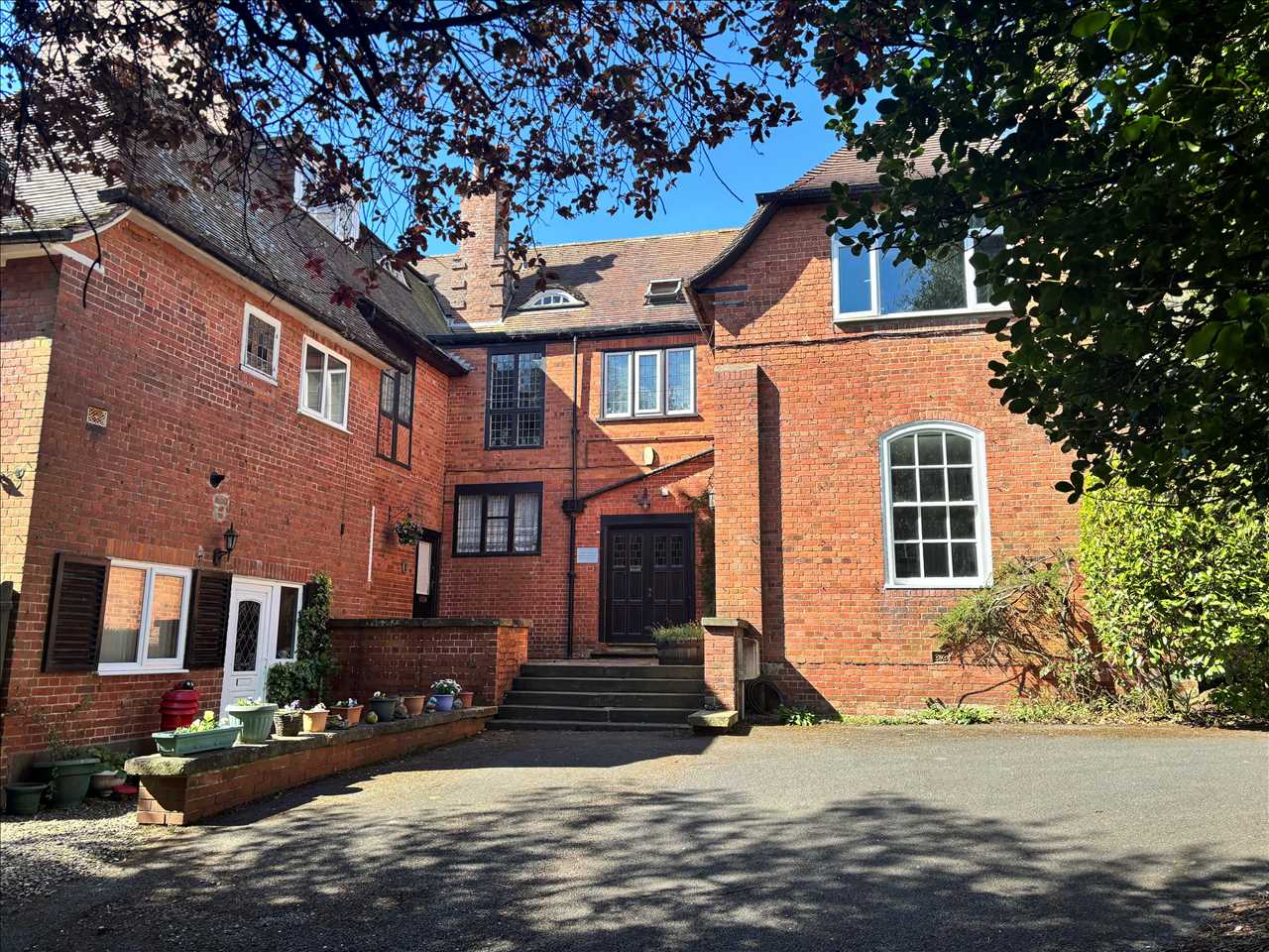 Weldon Court