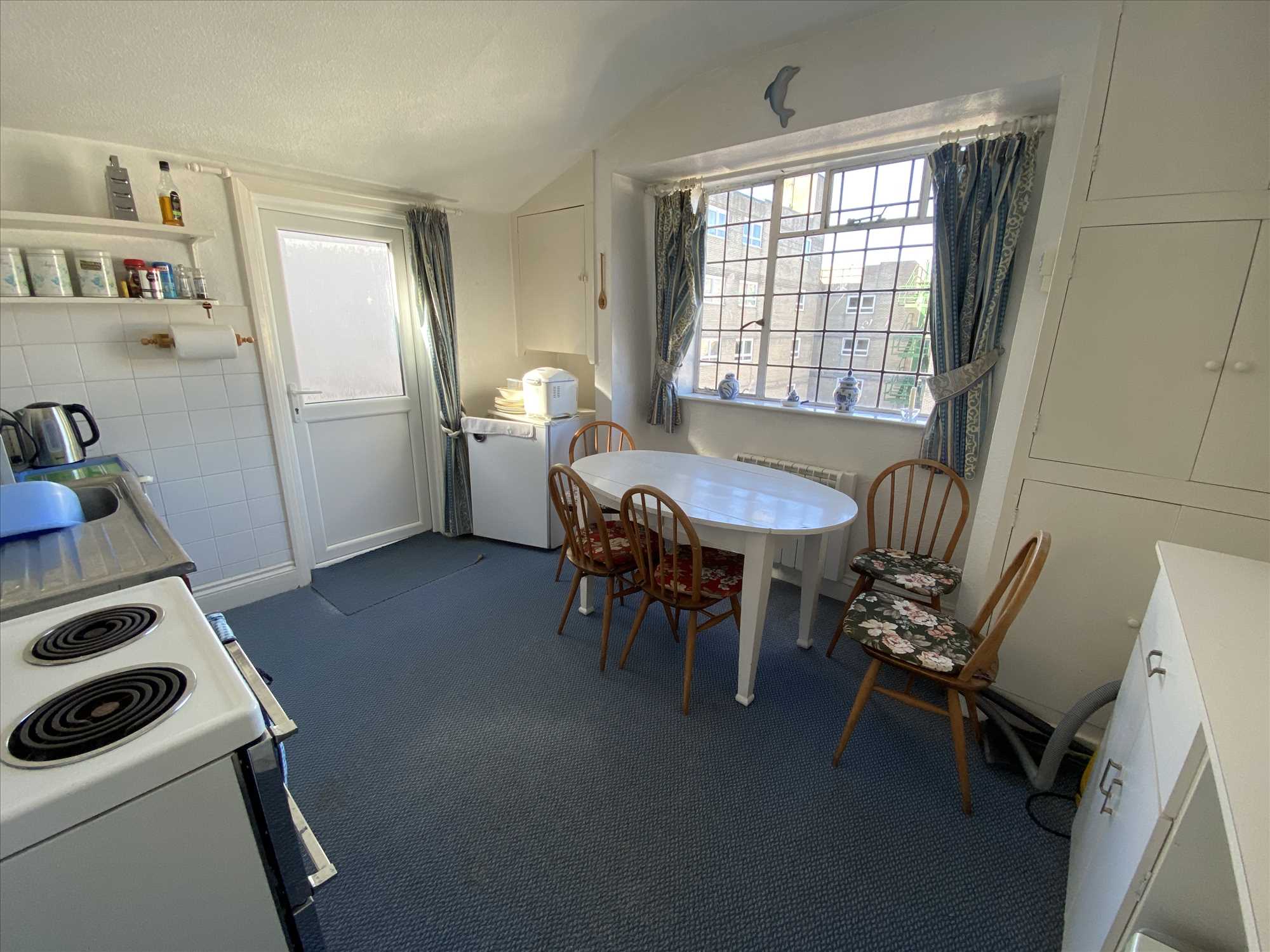 The Crescent, Filey - Picture 4