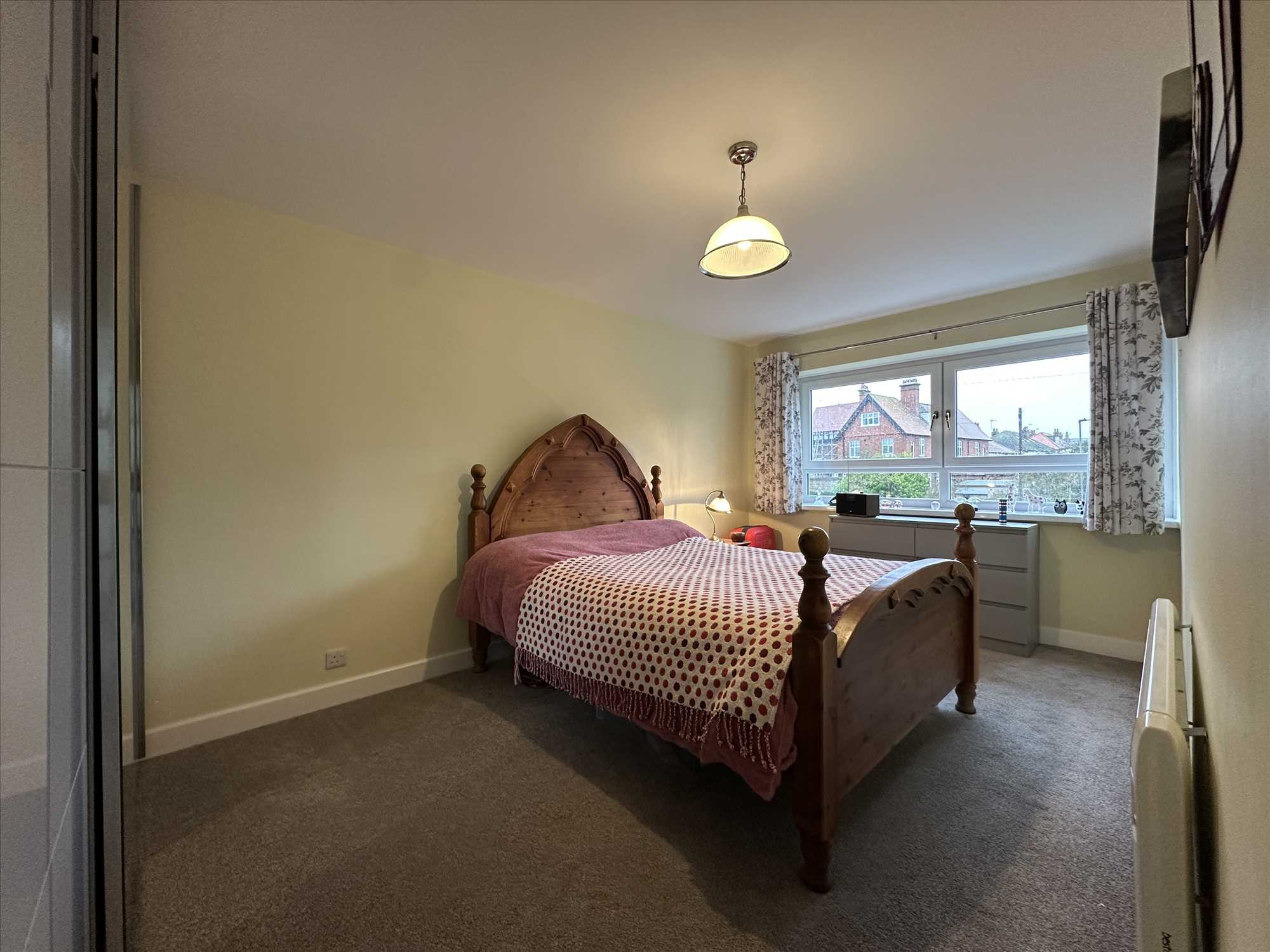 Melville Court, Filey - Picture 11