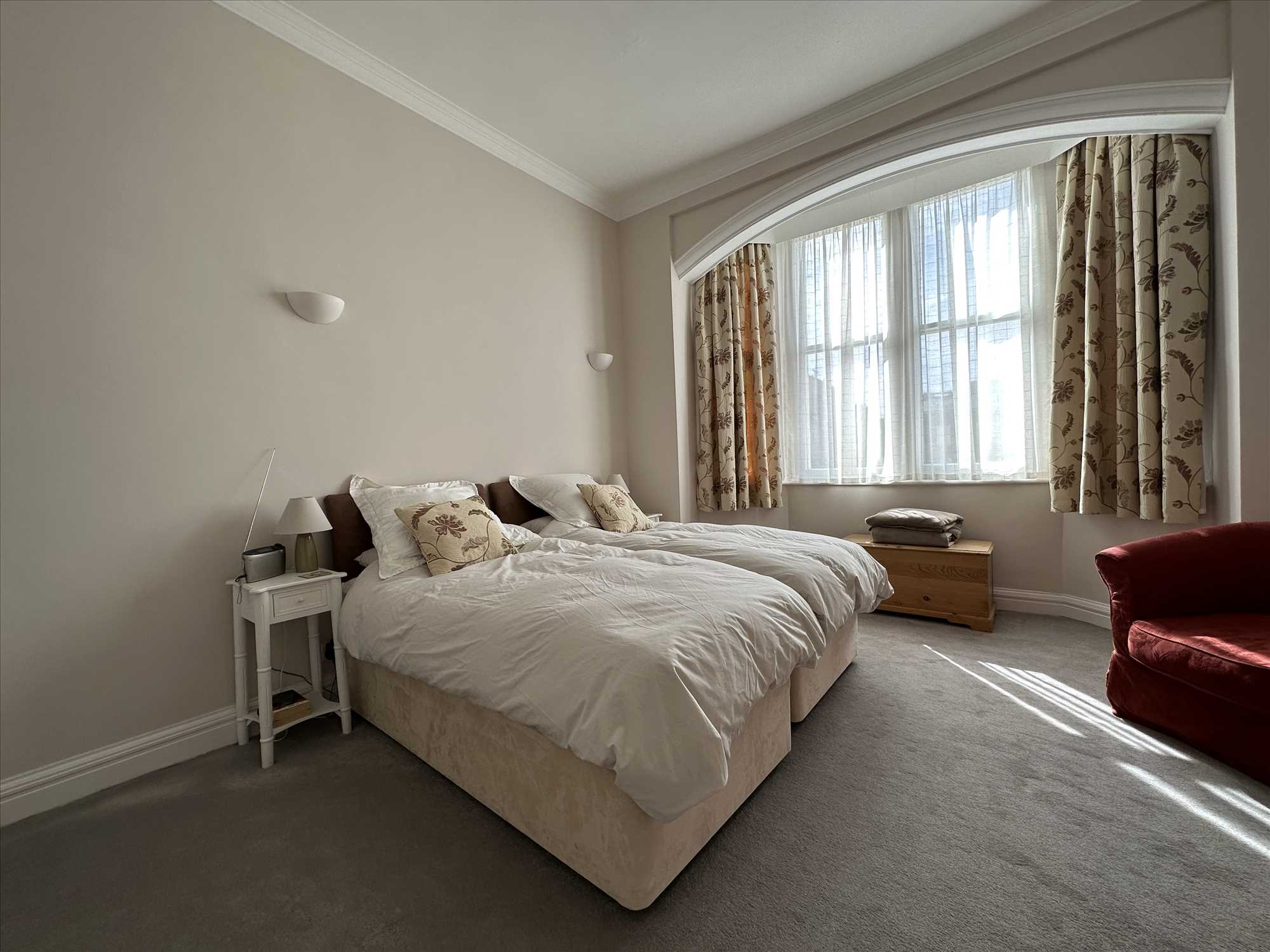 Royal Crescent Court, Filey - Picture 10