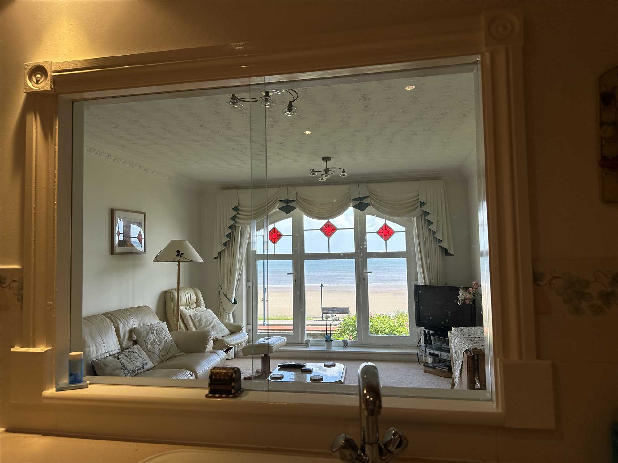 Deepdene, The Beach, Filey - Picture 11
