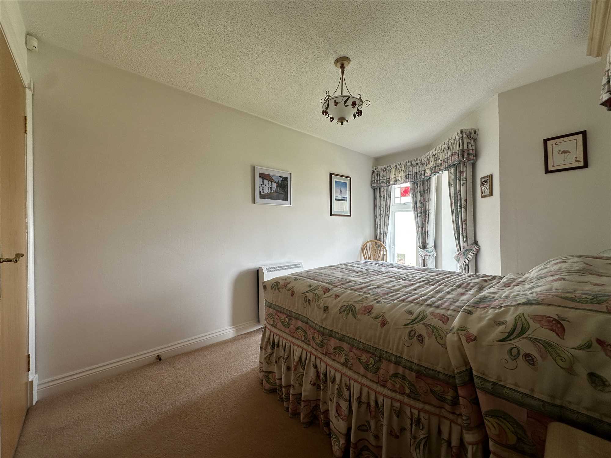 Deepdene, The Beach, Filey - Picture 15