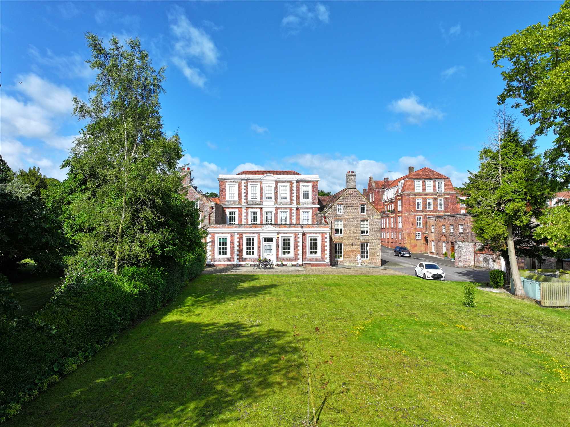 The Old Hall, Hunmanby Hall - Picture 24