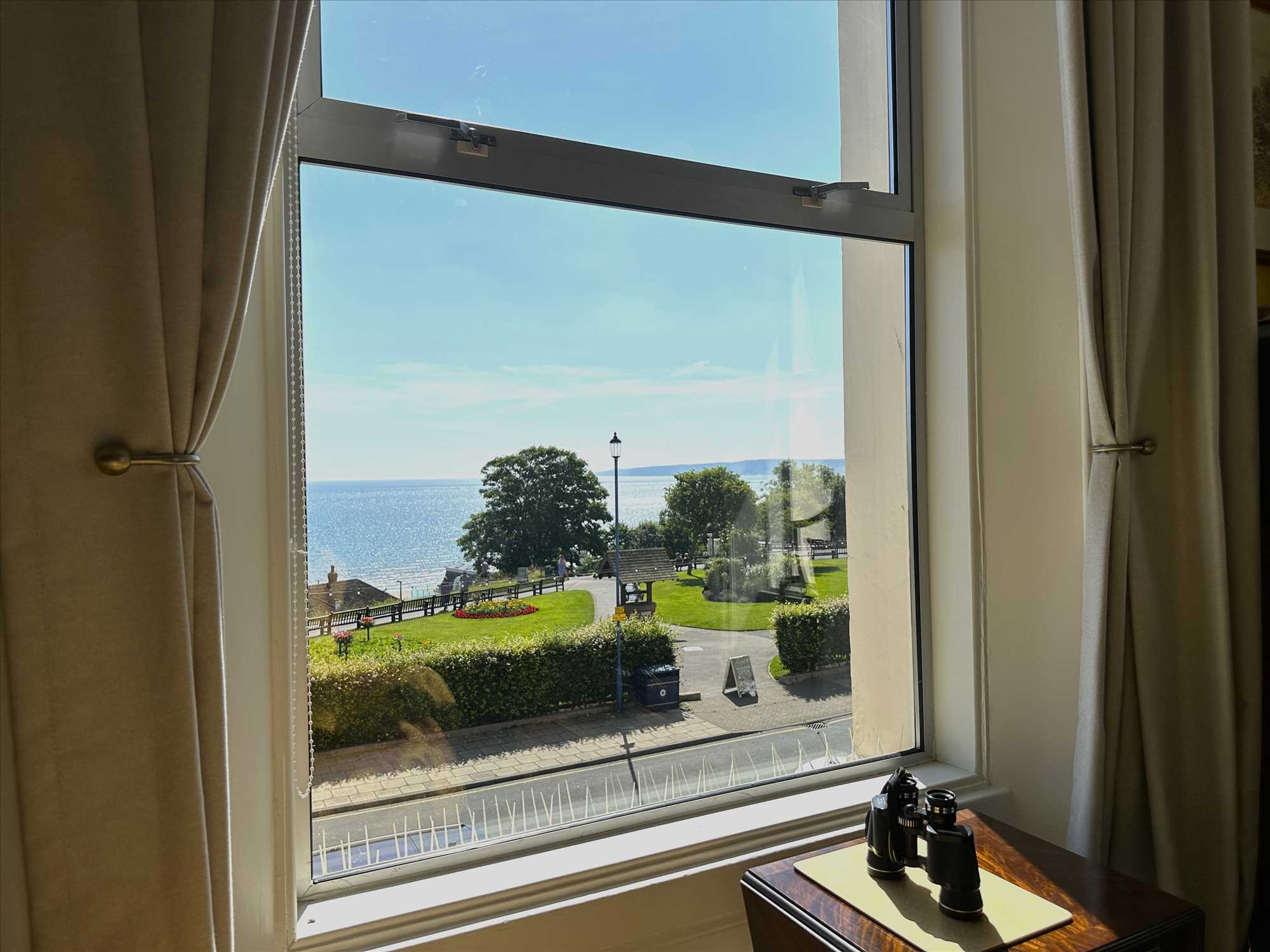 The Crescent, Filey - Picture 18