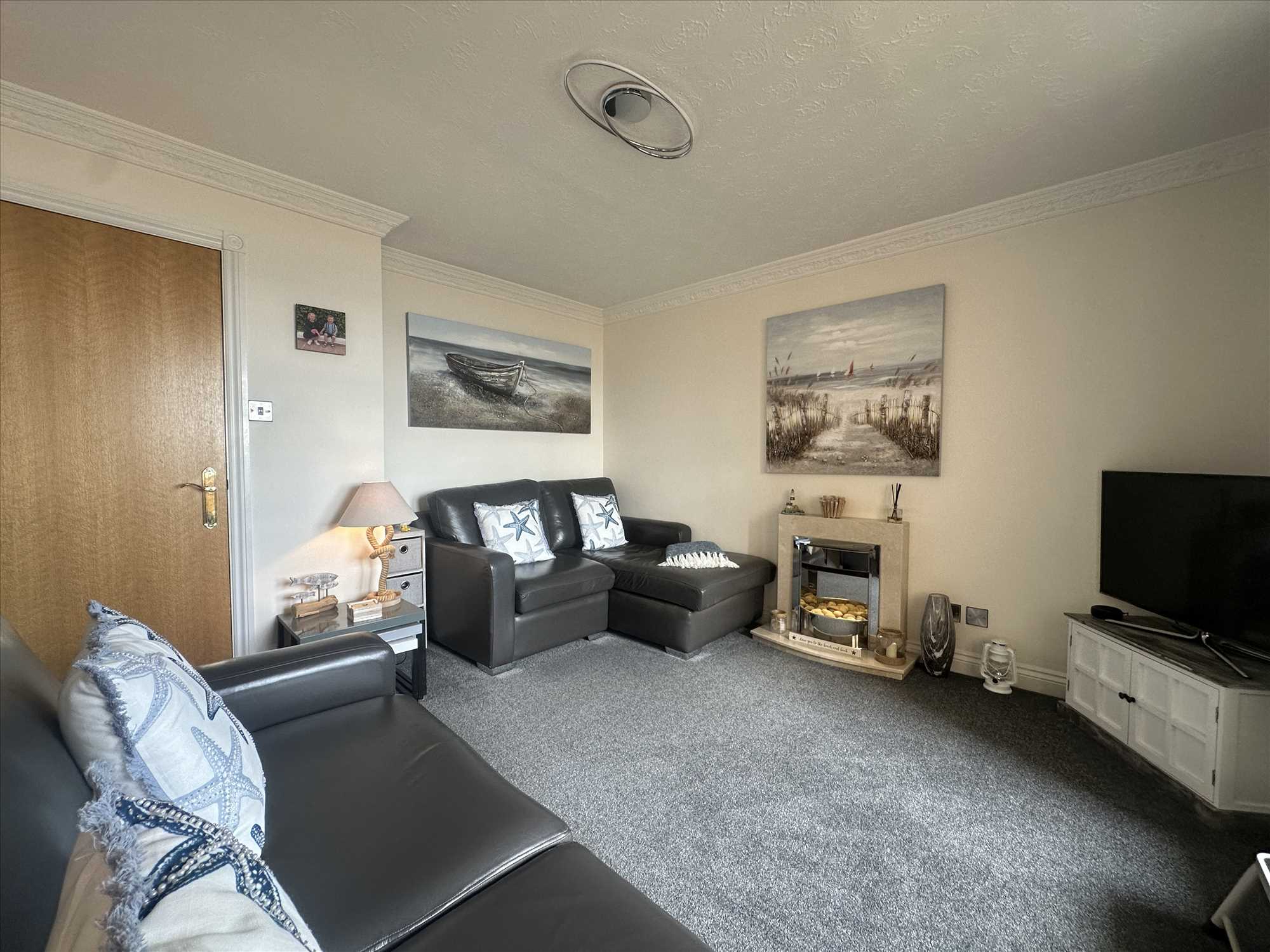 Deepdene, The Beach, Filey - Picture 6