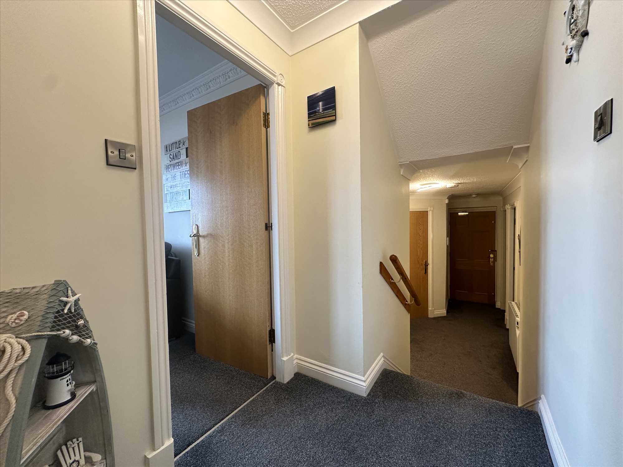 Deepdene, The Beach, Filey - Picture 12