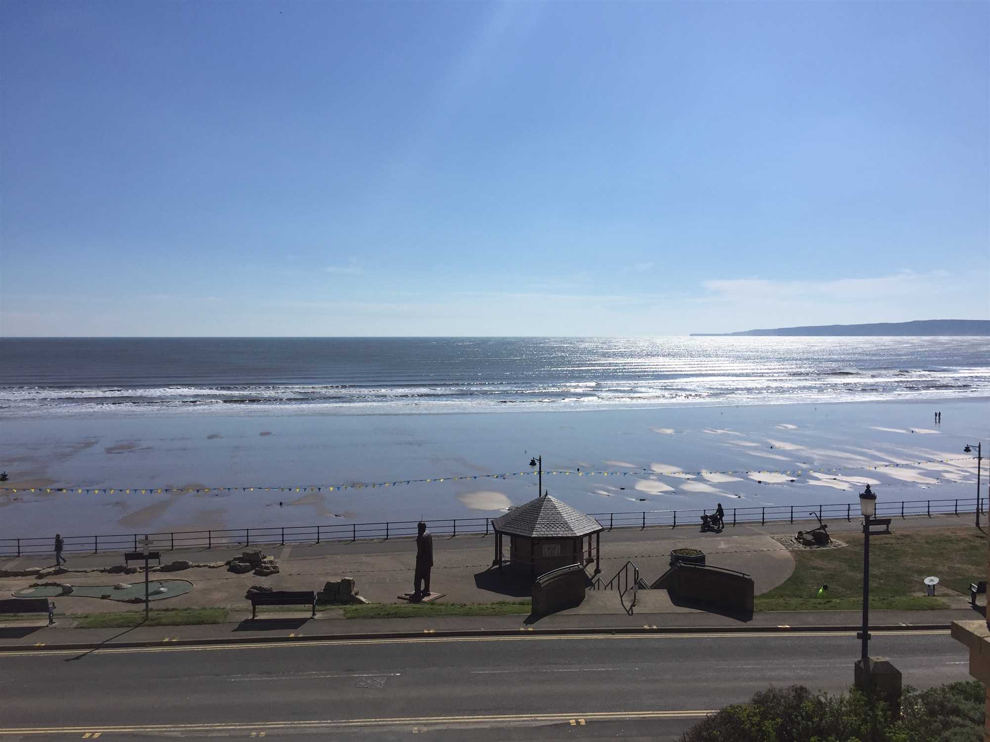 Deepdene, The Beach, Filey - Picture 22