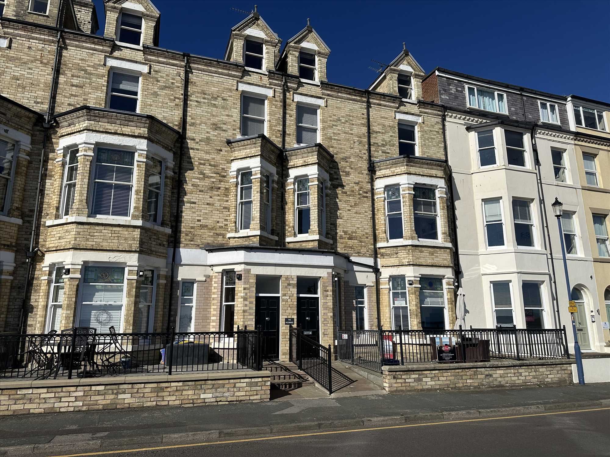 The Moorings, The Beach, Filey - Picture 1