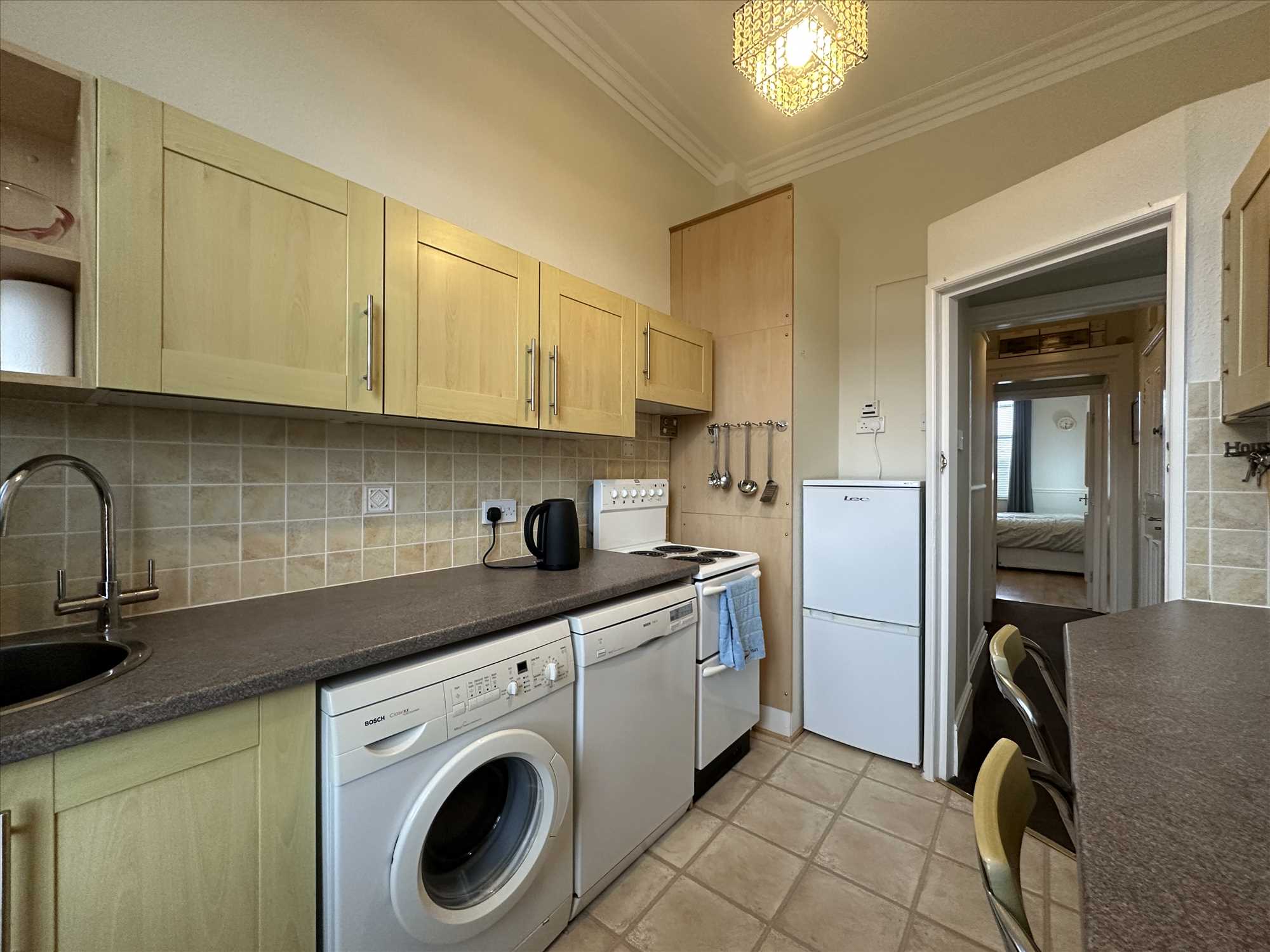 Rutland Street, Filey - Picture 6