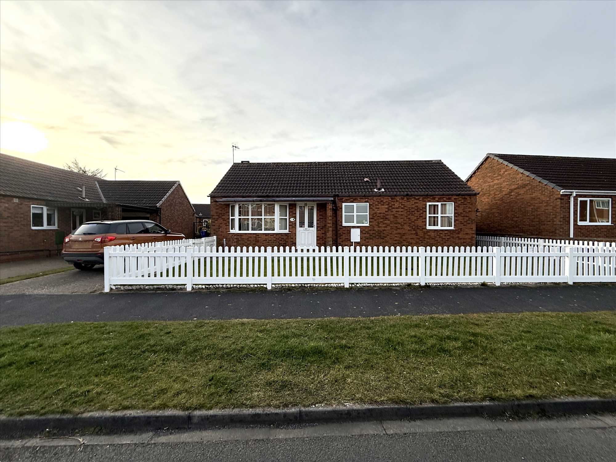 Pasture Crescent, Filey - Picture 2