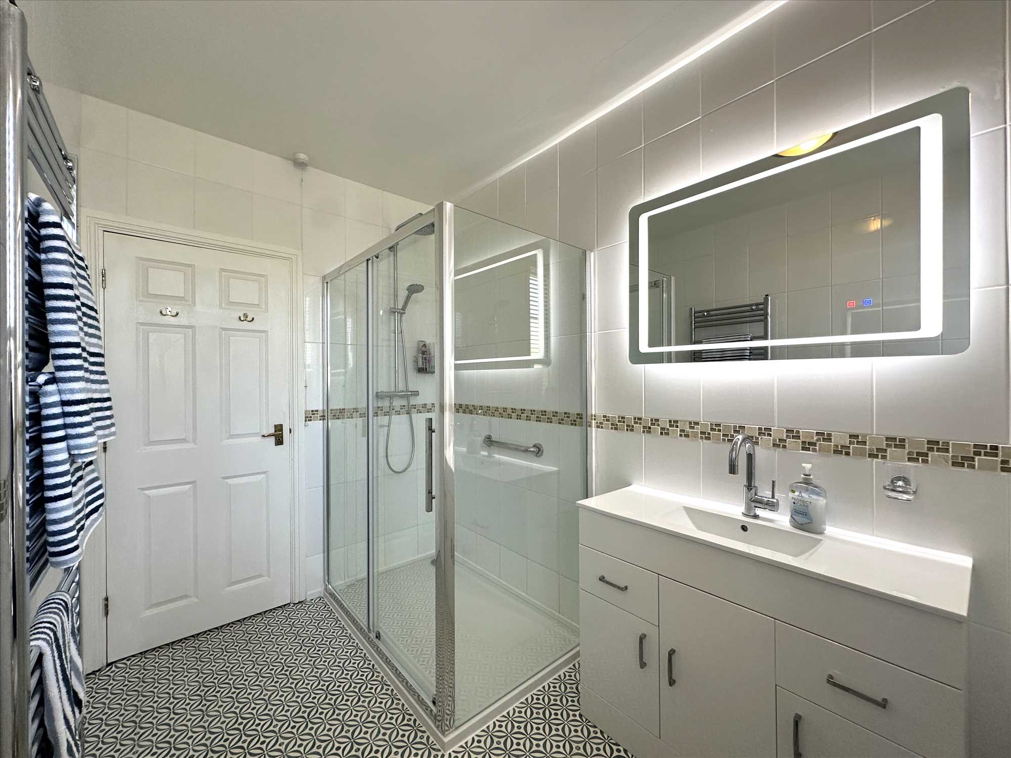 Hunmanby Hall, Hunmanby - Picture 20