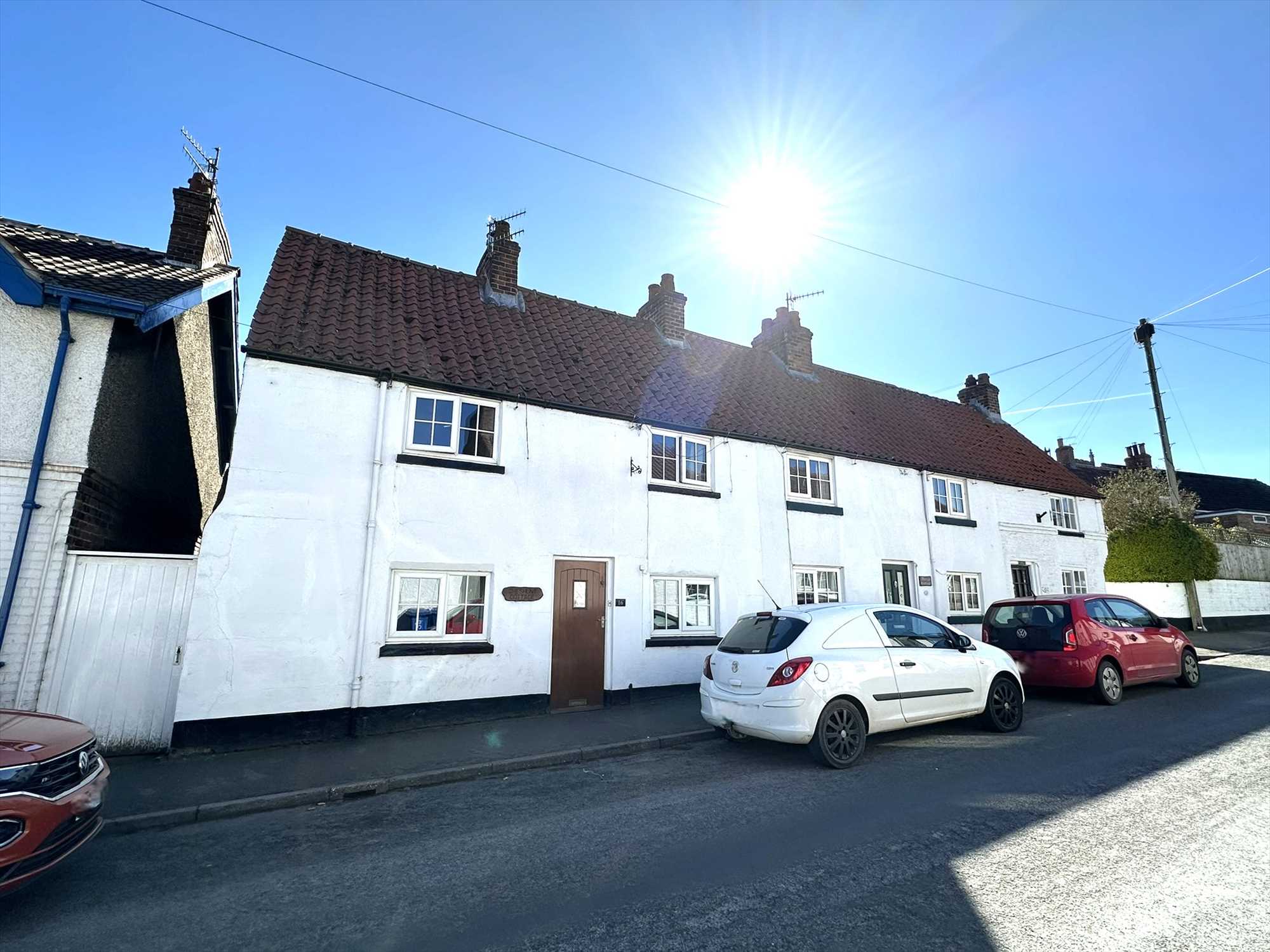 Stonegate, Hunmanby - Picture 1
