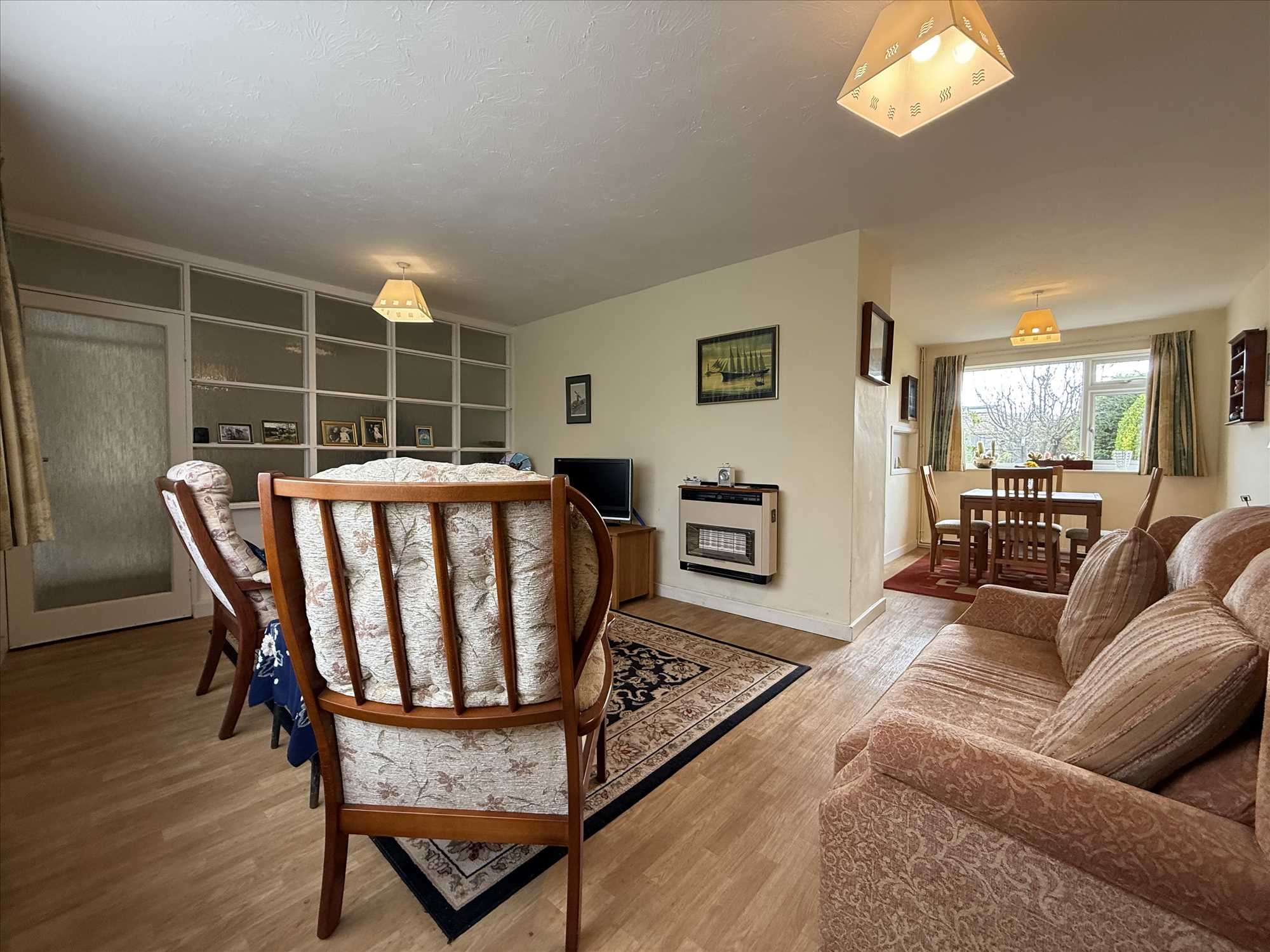 Fir Tree Drive - Picture 4