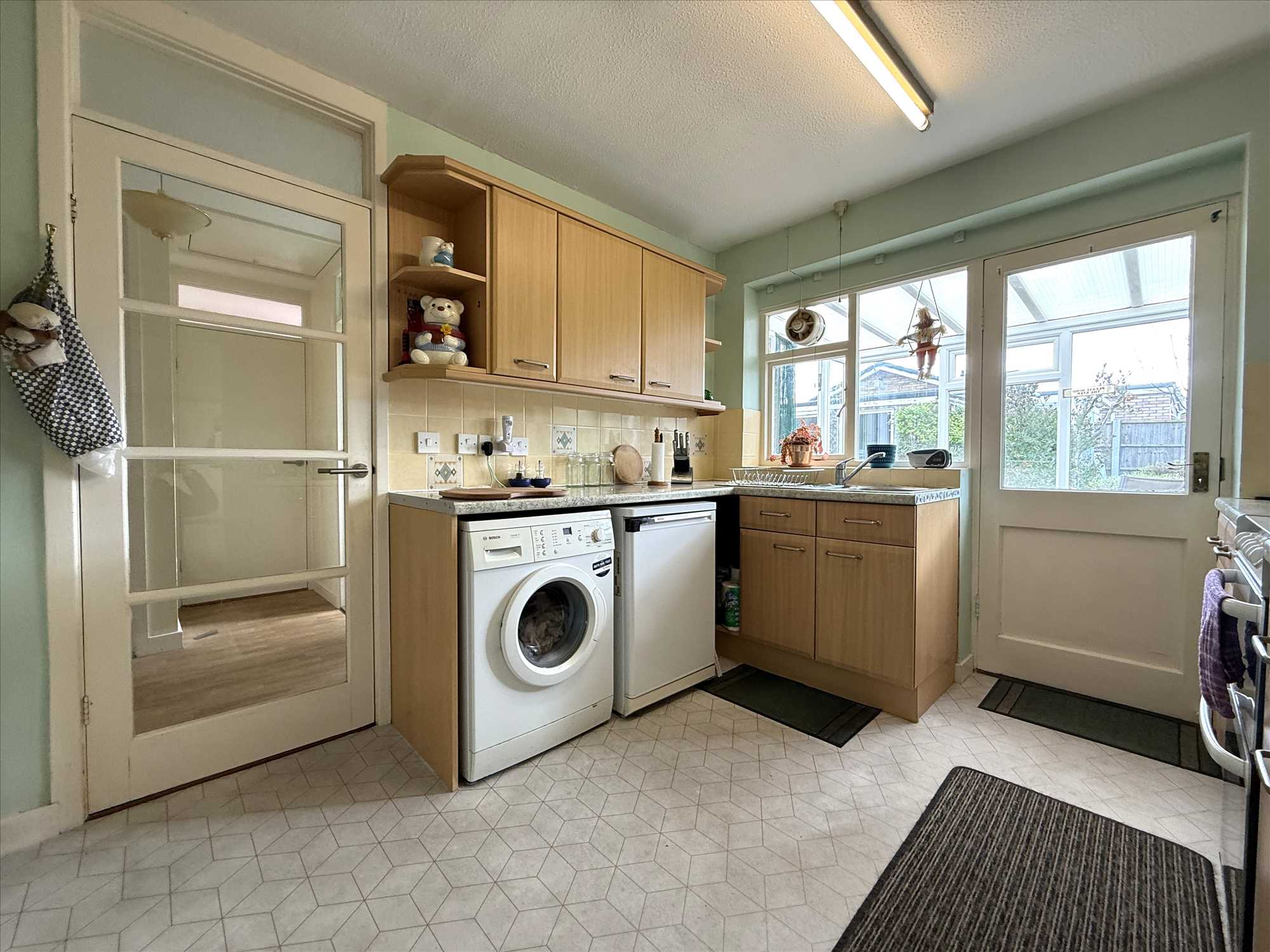 Fir Tree Drive - Picture 10