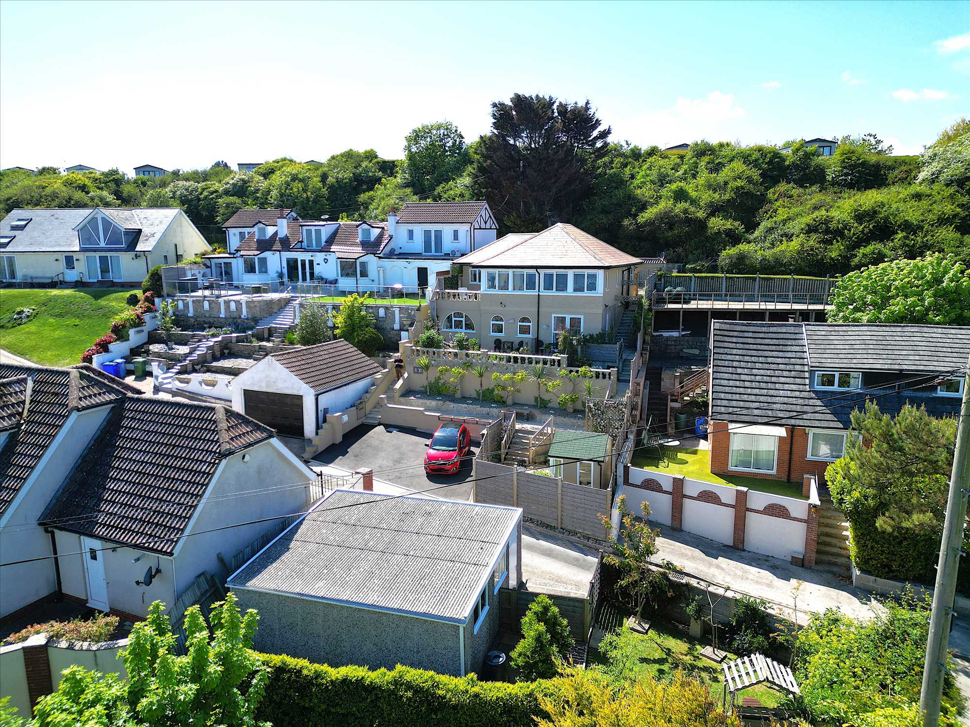 Flat Cliffs, Primrose Valley - Picture 31