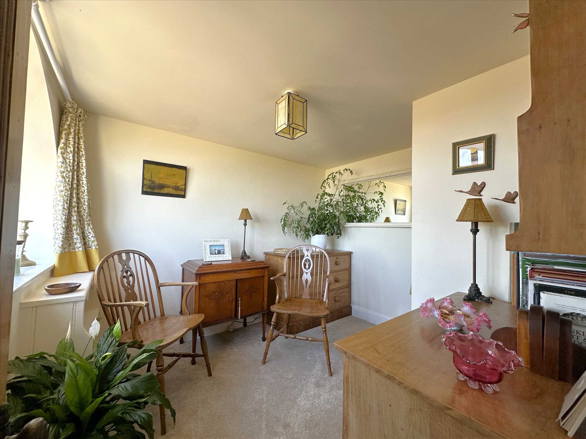 Flat Cliffs, Primrose Valley - Picture 10
