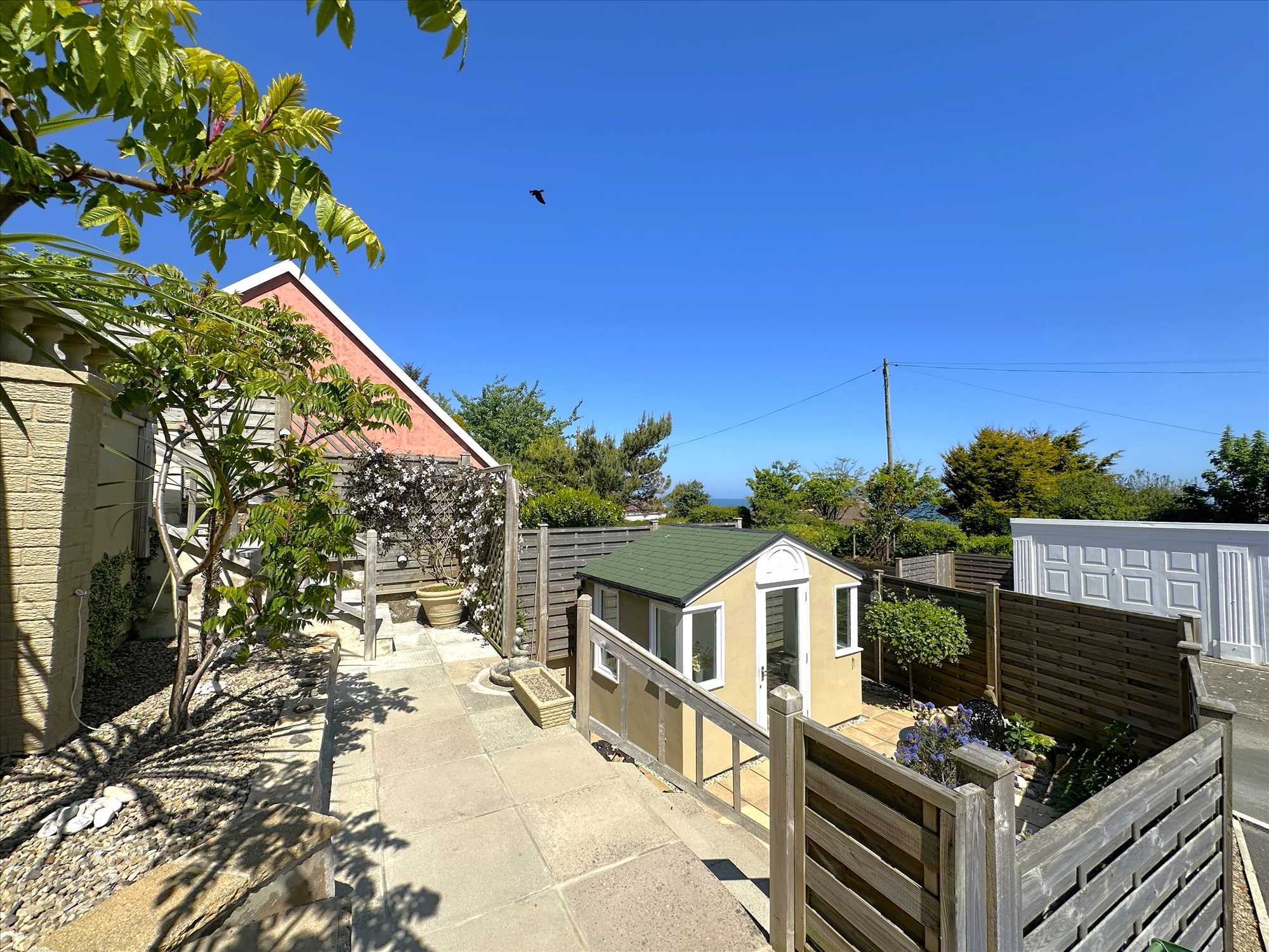 Flat Cliffs, Primrose Valley - Picture 24