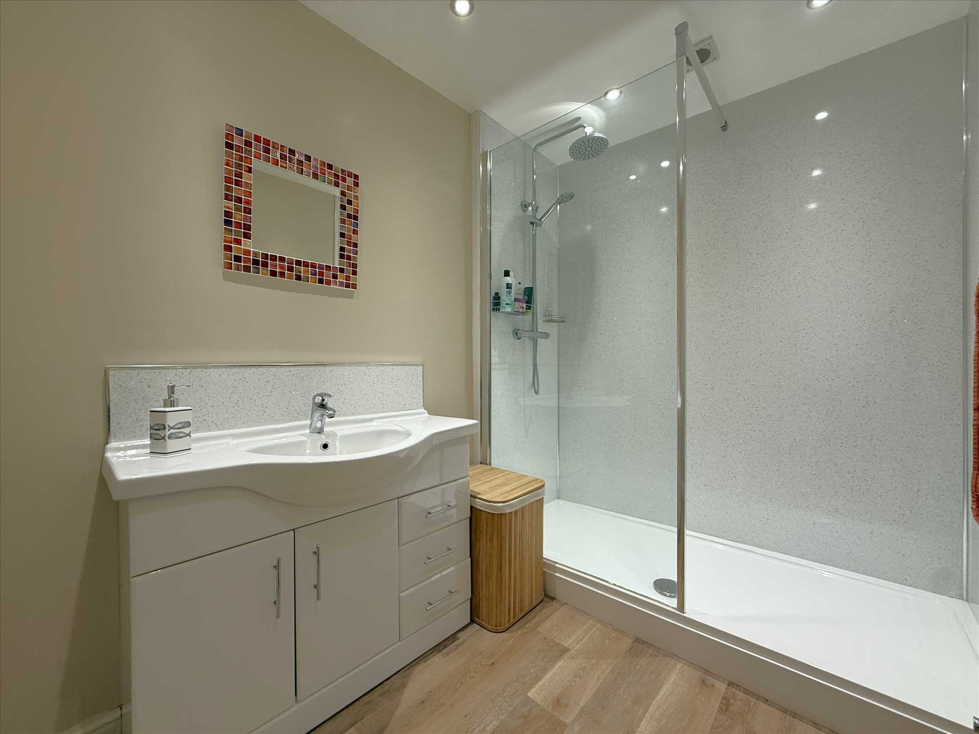 The Crescent, Filey - Picture 16