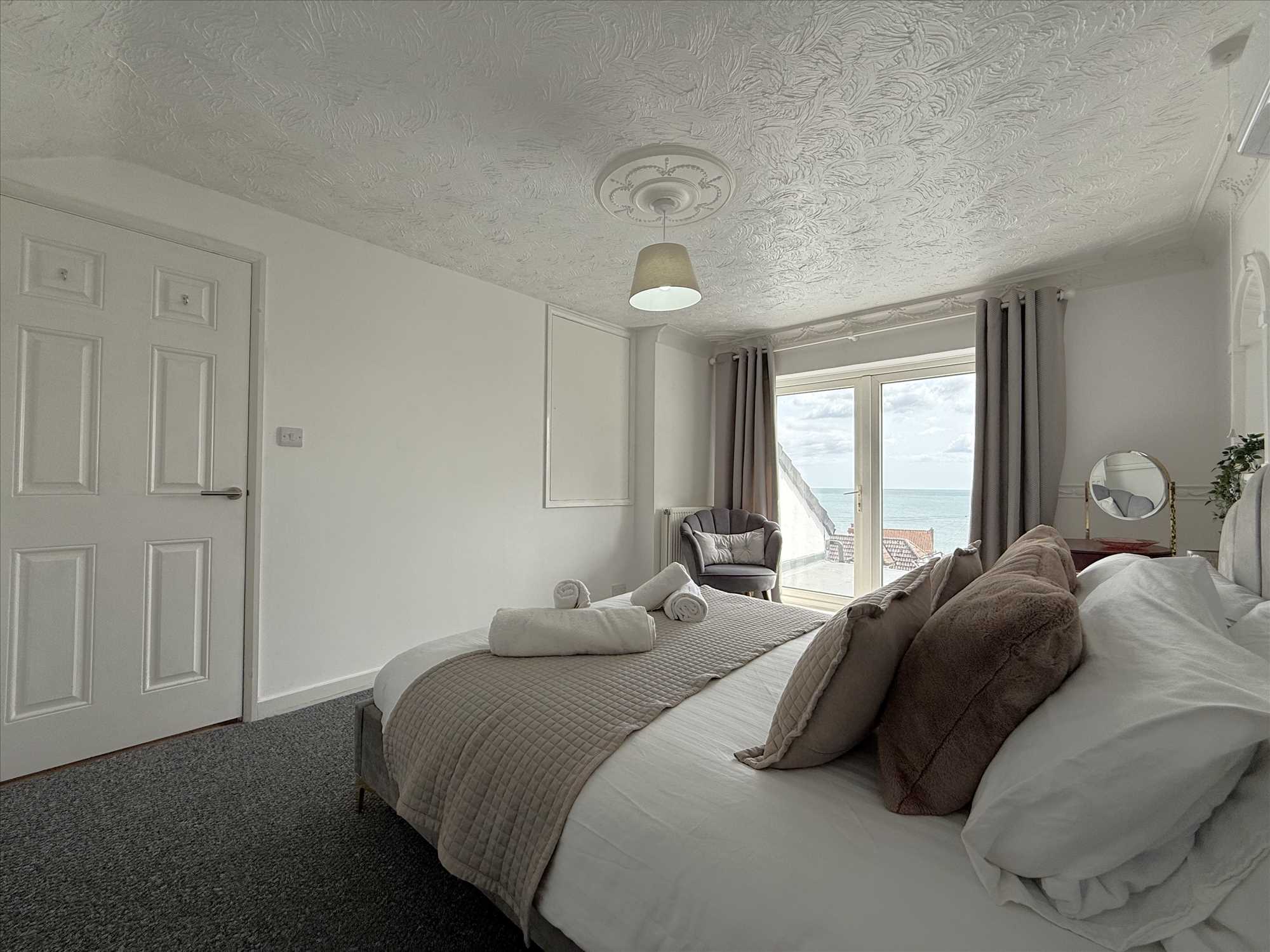 Primrose Valley Flat Cliffs, Filey - Picture 14