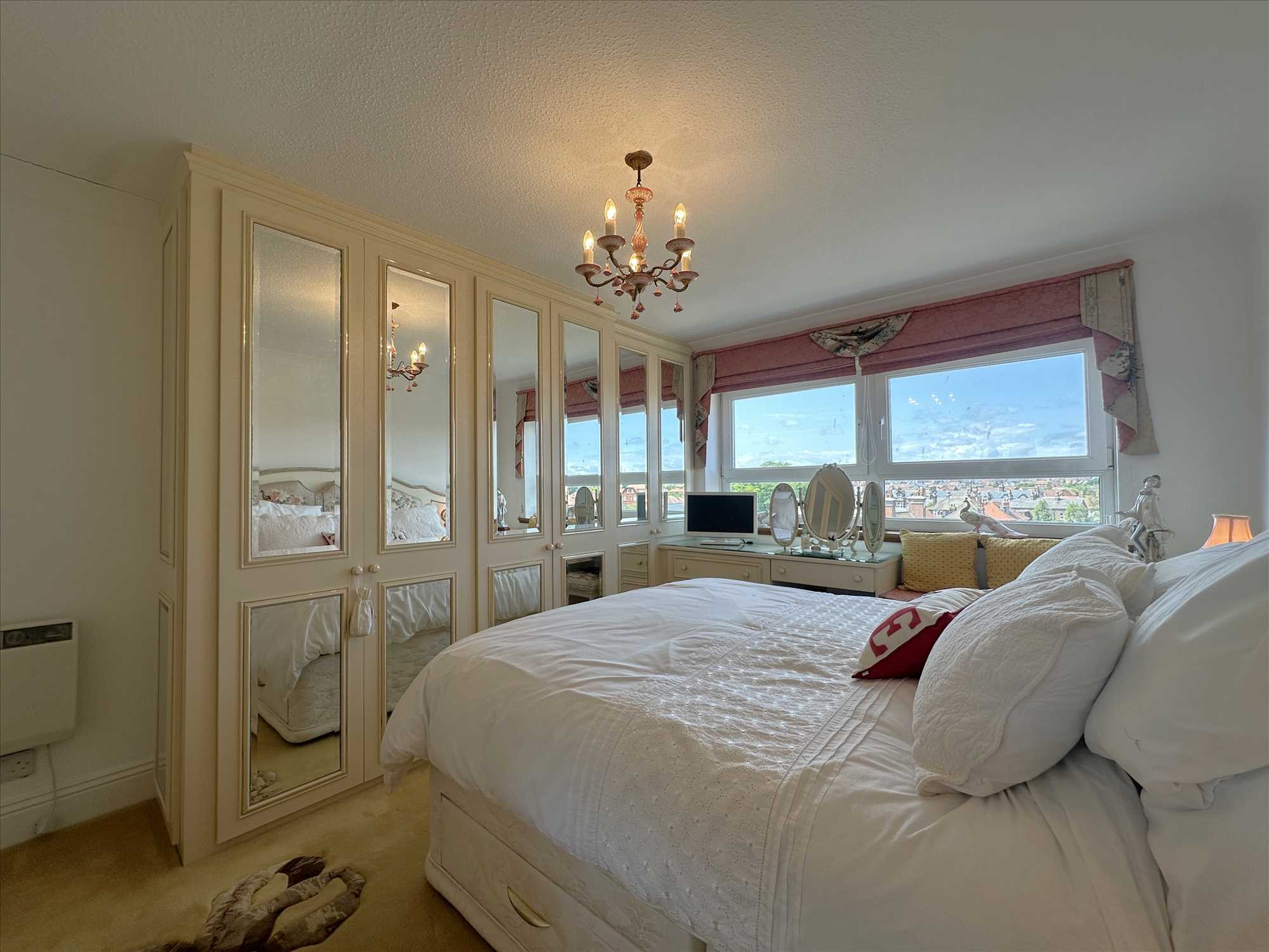 Melville Court, Filey - Picture 12