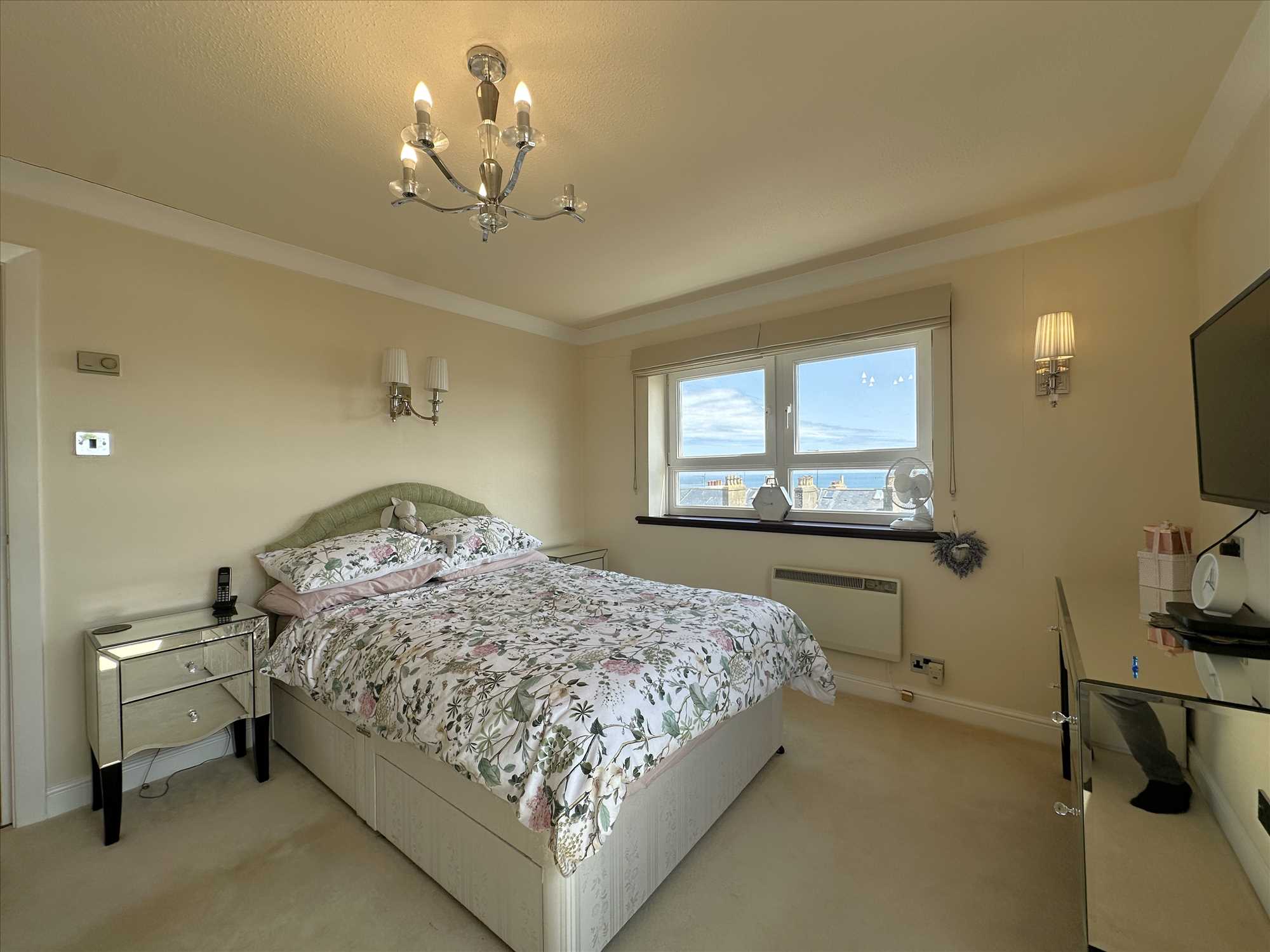 Melville Court, Filey - Picture 13