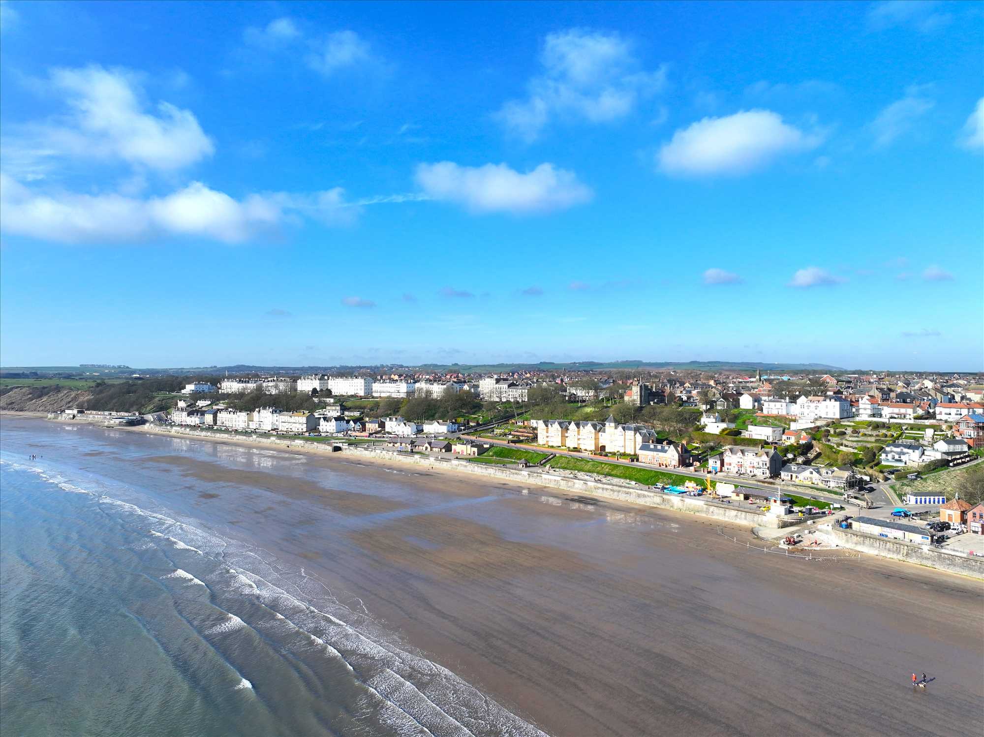 Deepdene, The Beach, Filey - Picture 2