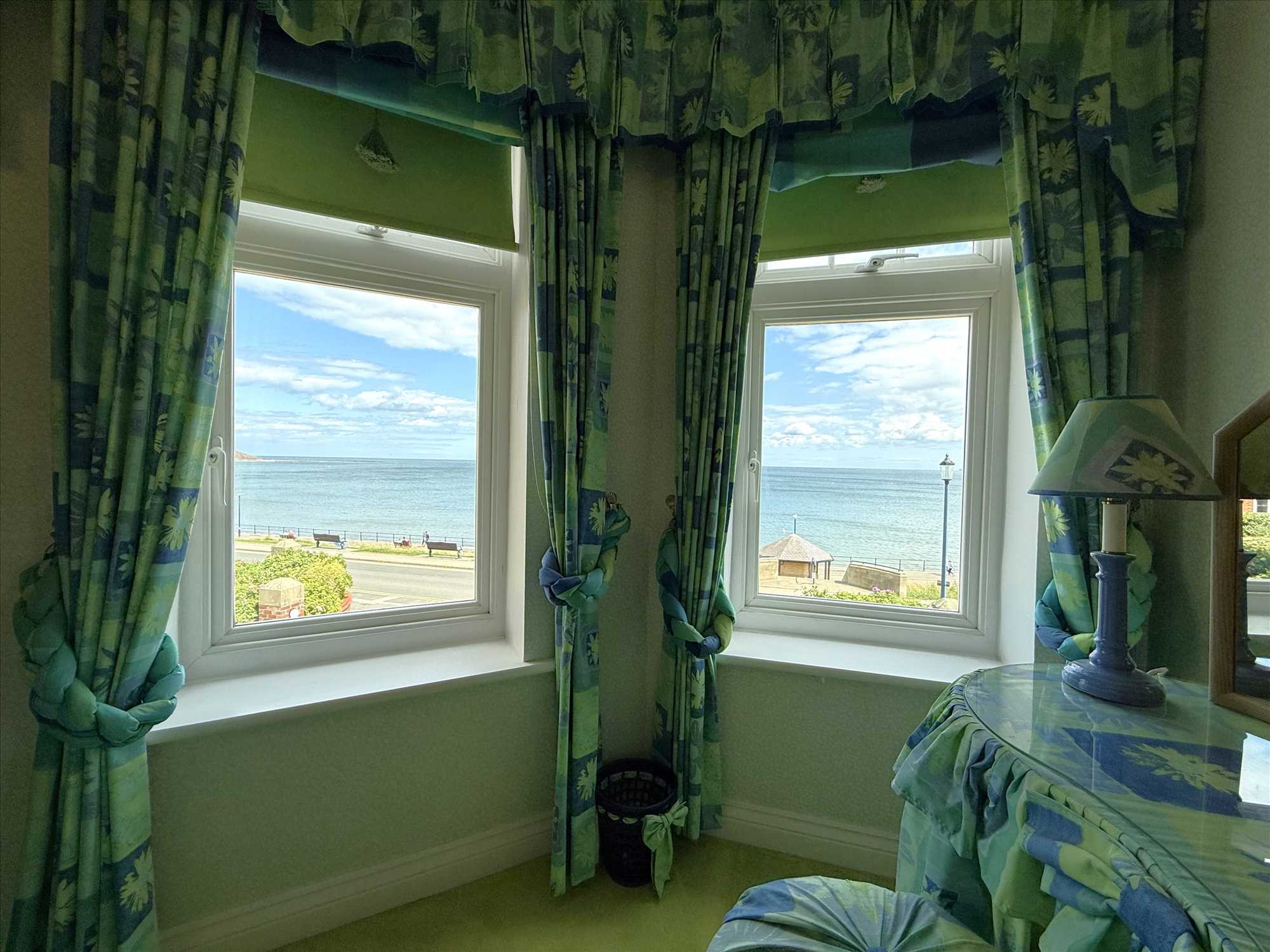 Deepdene, The Beach, Filey - Picture 16