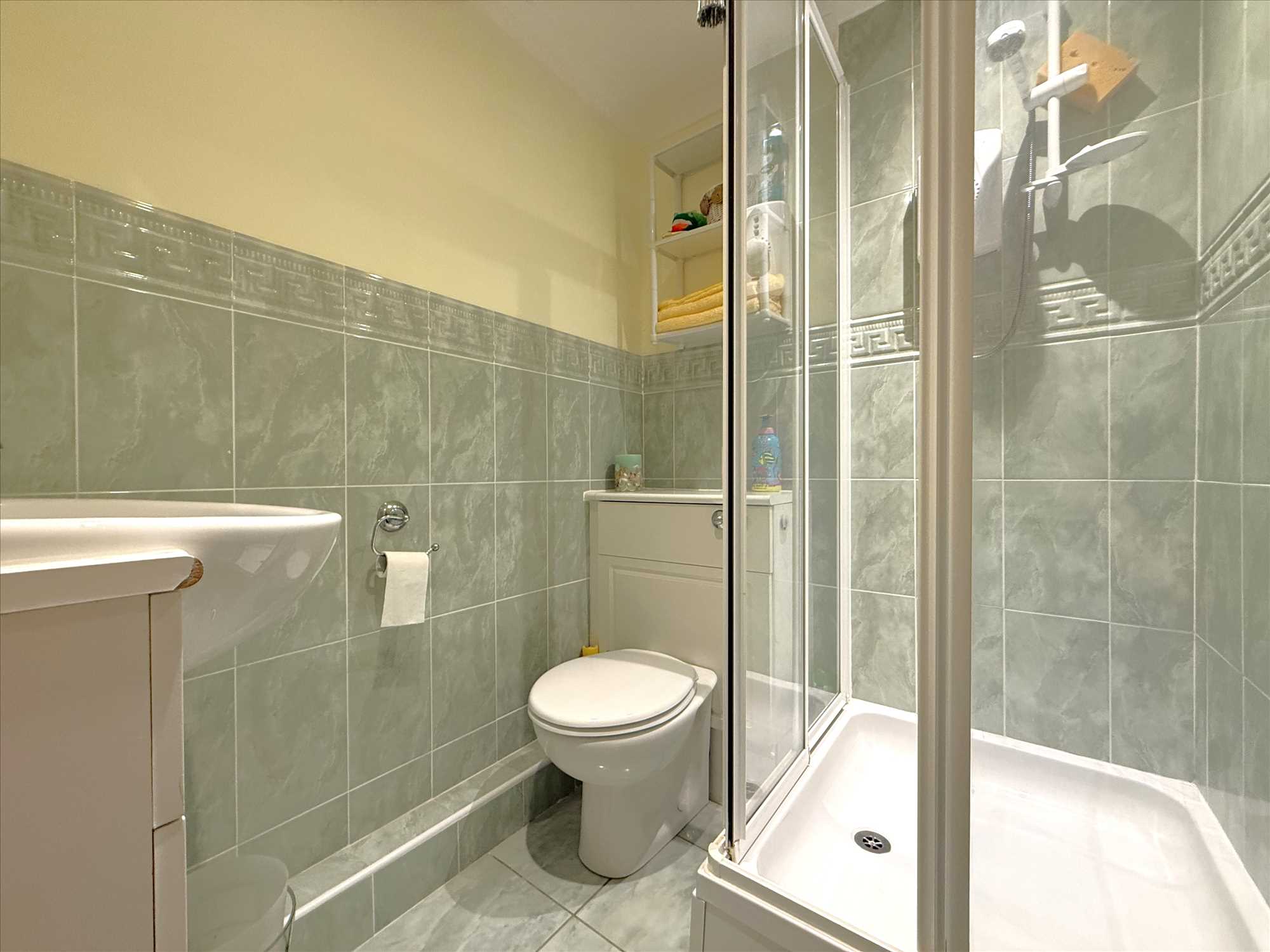 Deepdene, The Beach, Filey - Picture 18