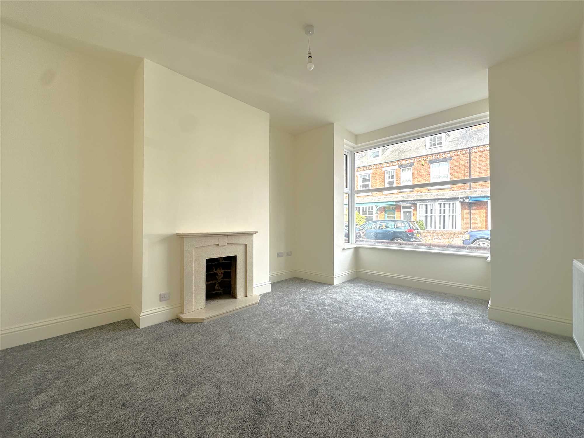 Carlton Road, Filey - Picture 4