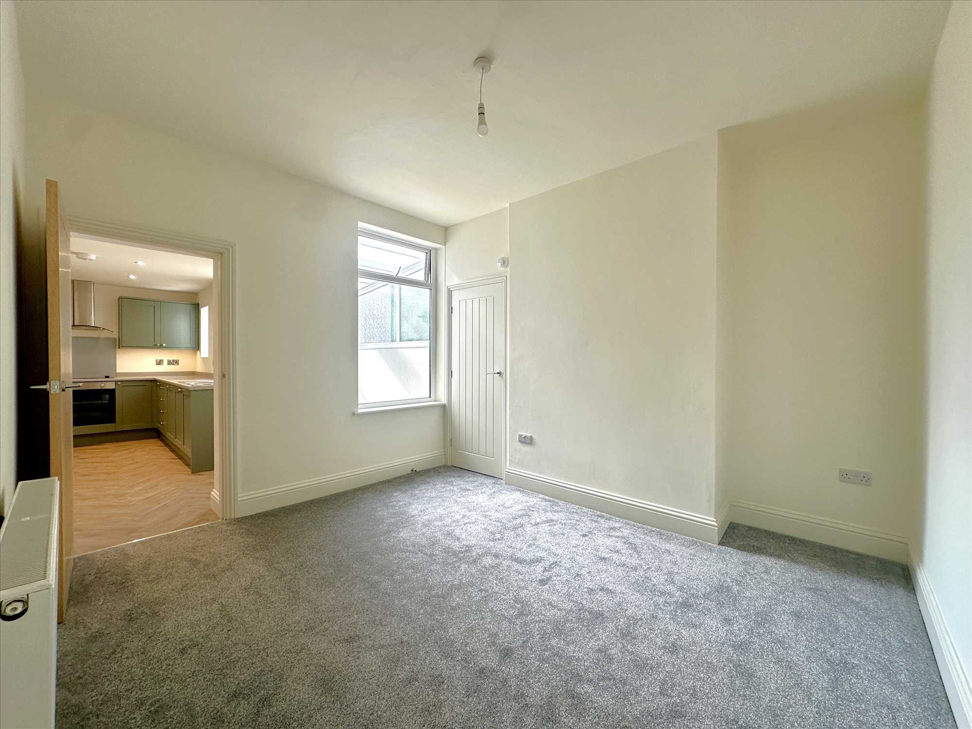 Carlton Road, Filey - Picture 7