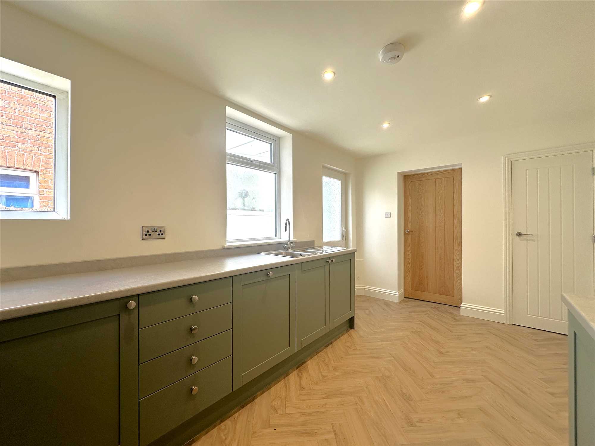 Carlton Road, Filey - Picture 10