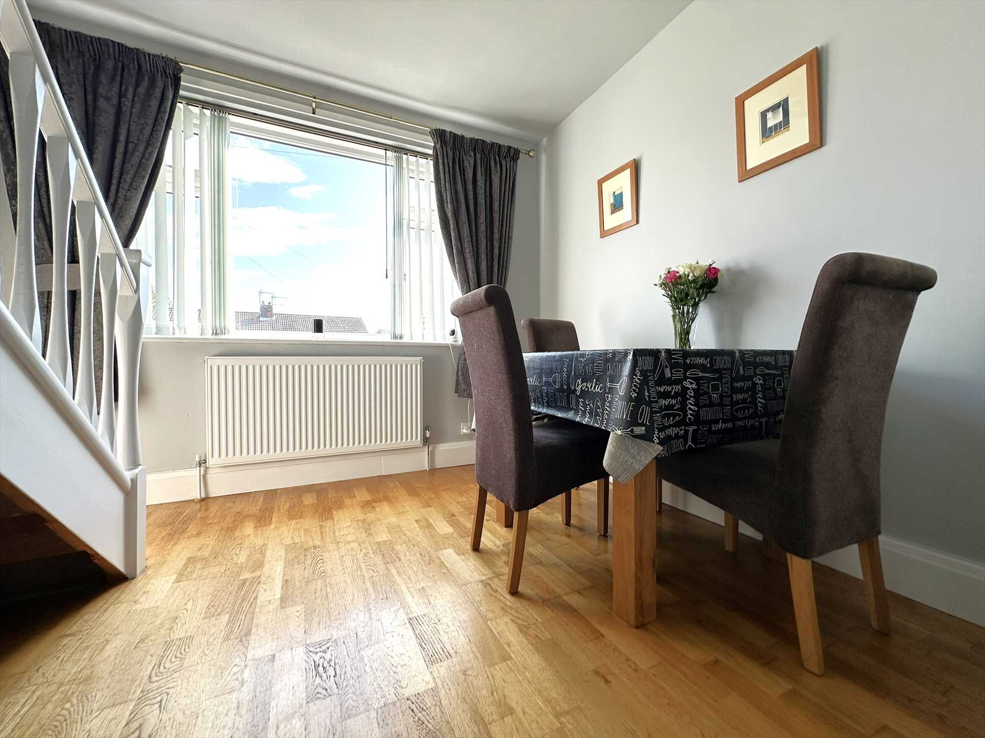 Lodge Gardens, Gristhorpe - Picture 4