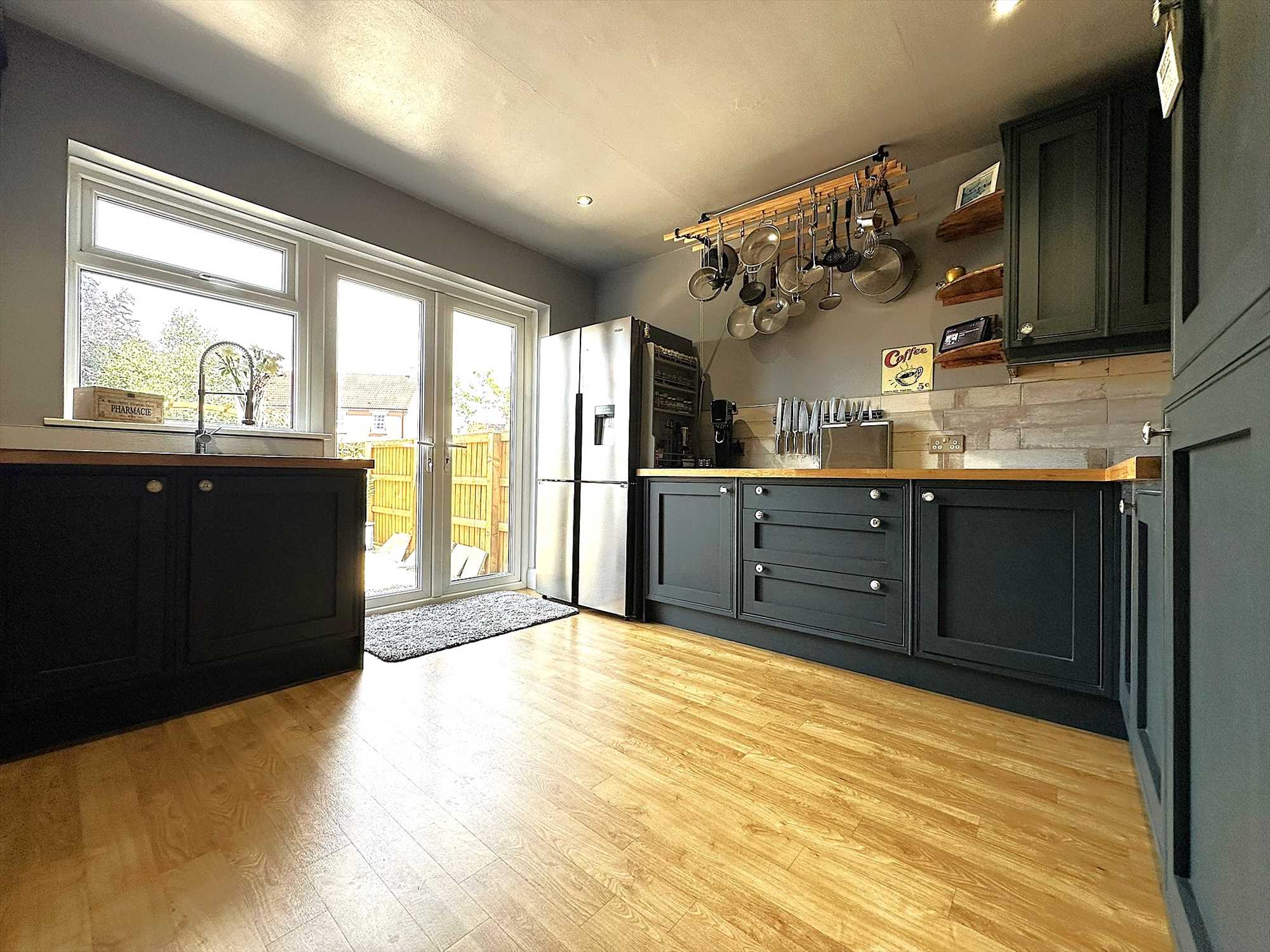 Lodge Gardens, Gristhorpe - Picture 9