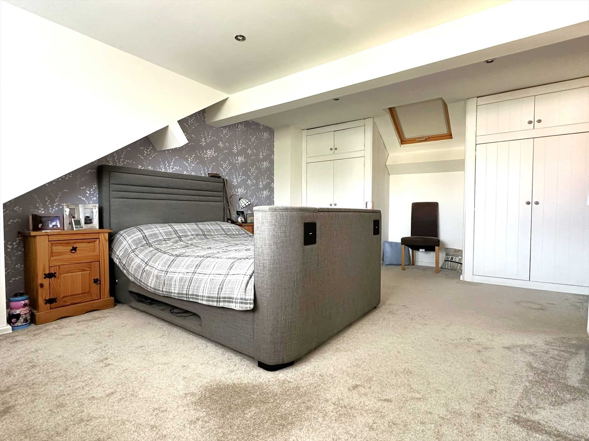 Lodge Gardens, Gristhorpe - Picture 14