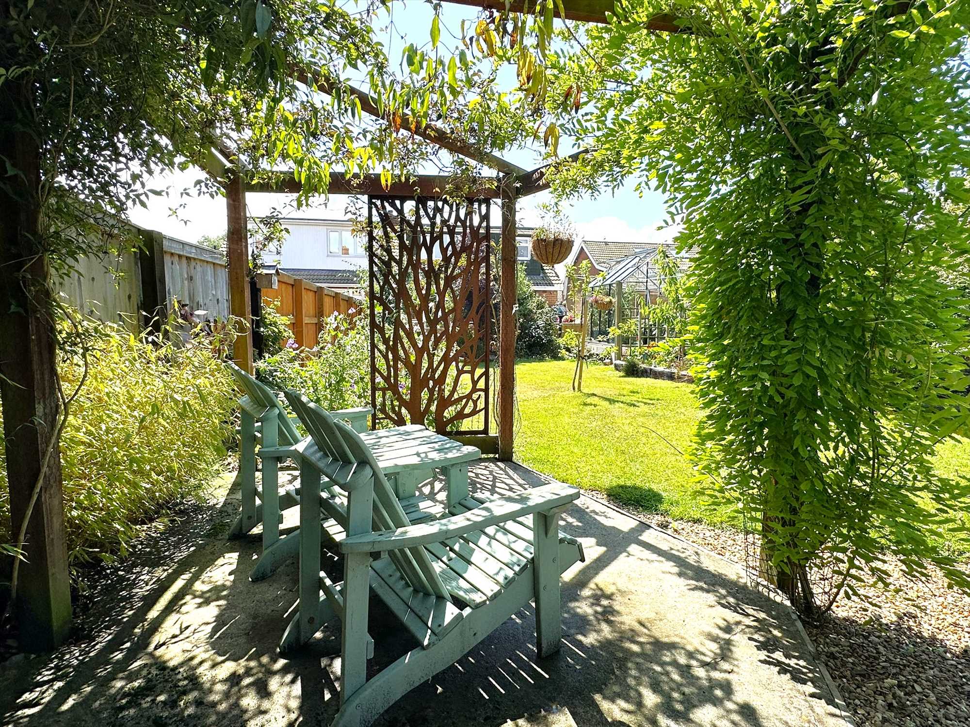 Lodge Gardens, Gristhorpe - Picture 20