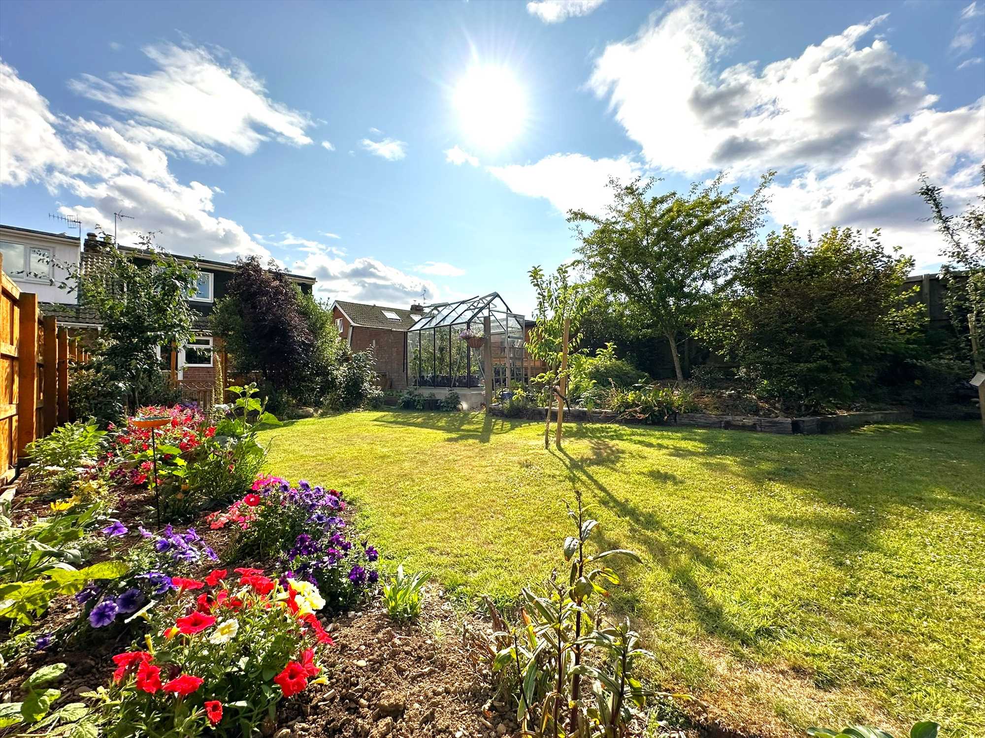 Lodge Gardens, Gristhorpe - Picture 24