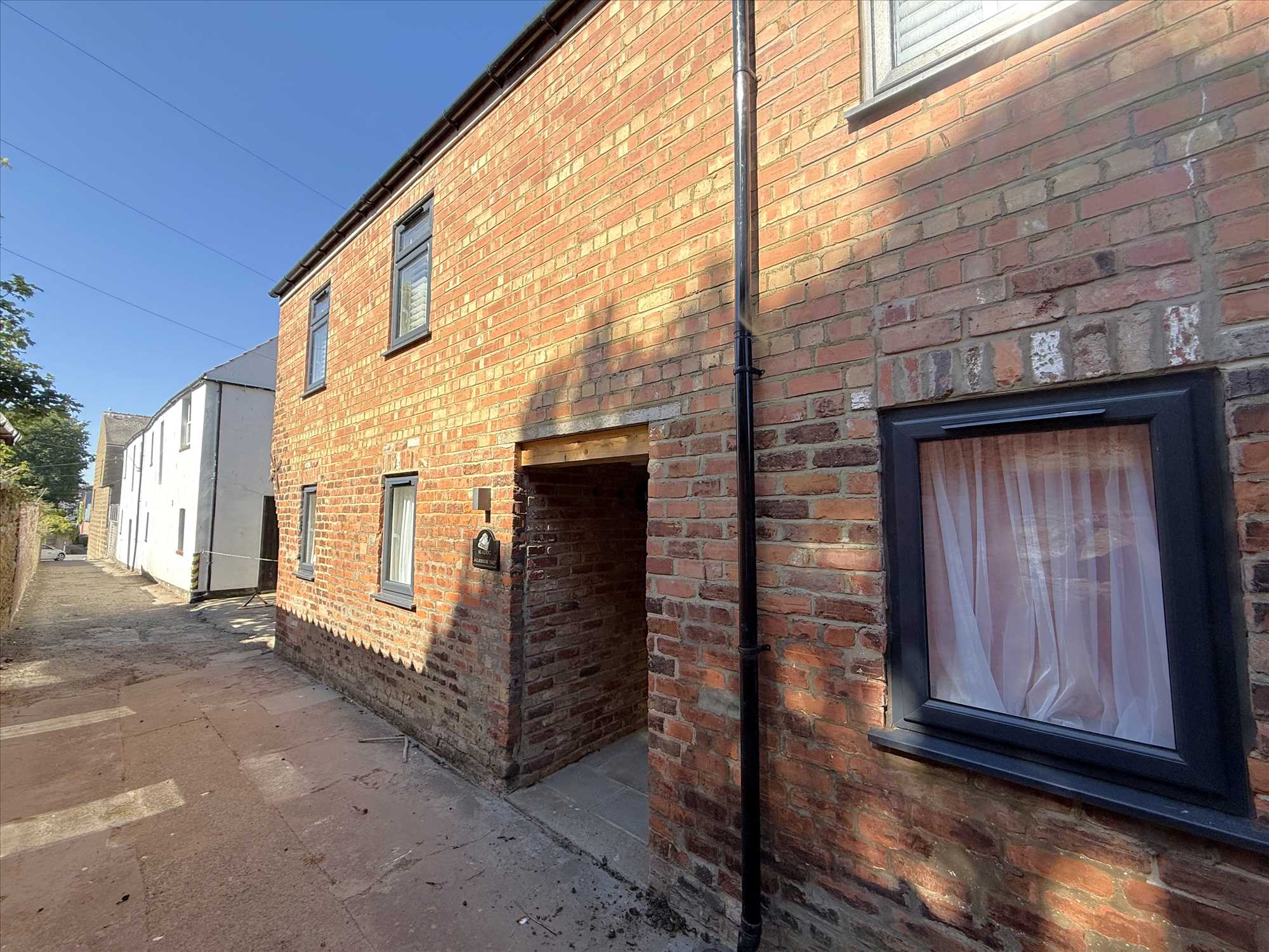 Clayhouse Yard, Filey - Print - Picture 1