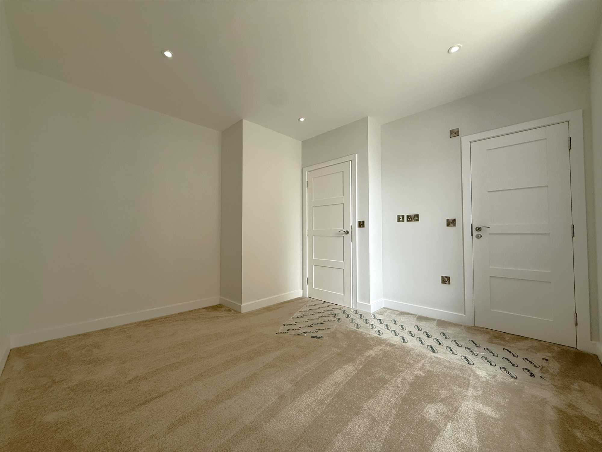 Ground Floor, Endsleigh Convent, South Crescent Road, Filey - Picture 9