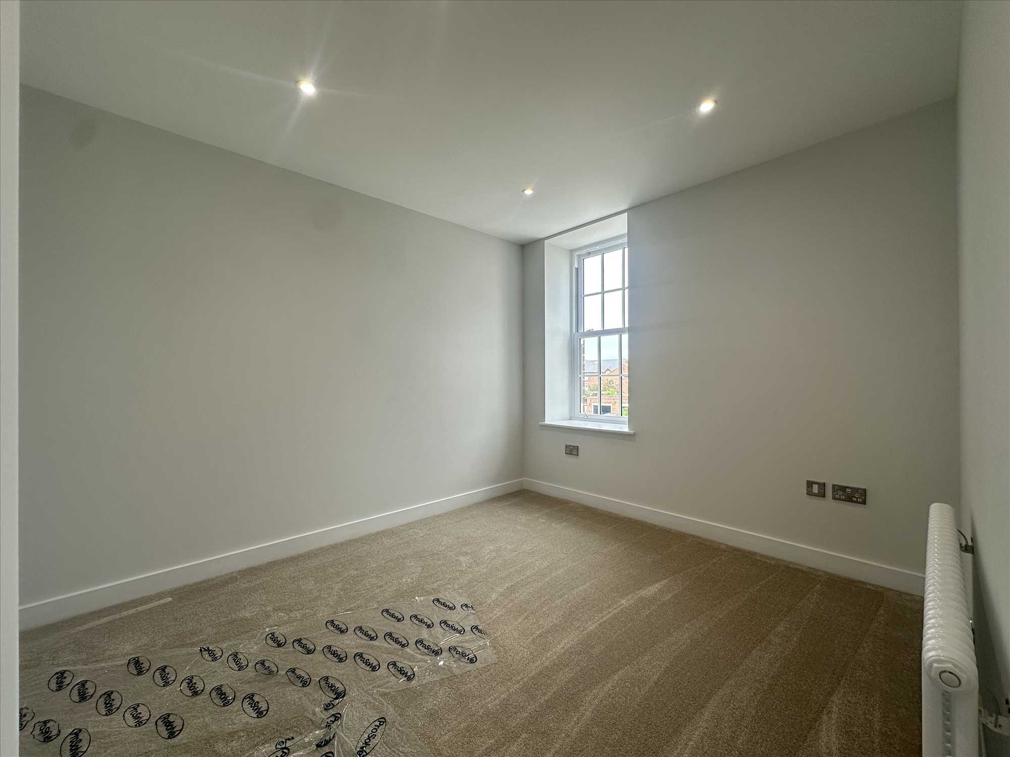 First Floor, Endsleigh Convent, South Crescent Road, Filey - Picture 11