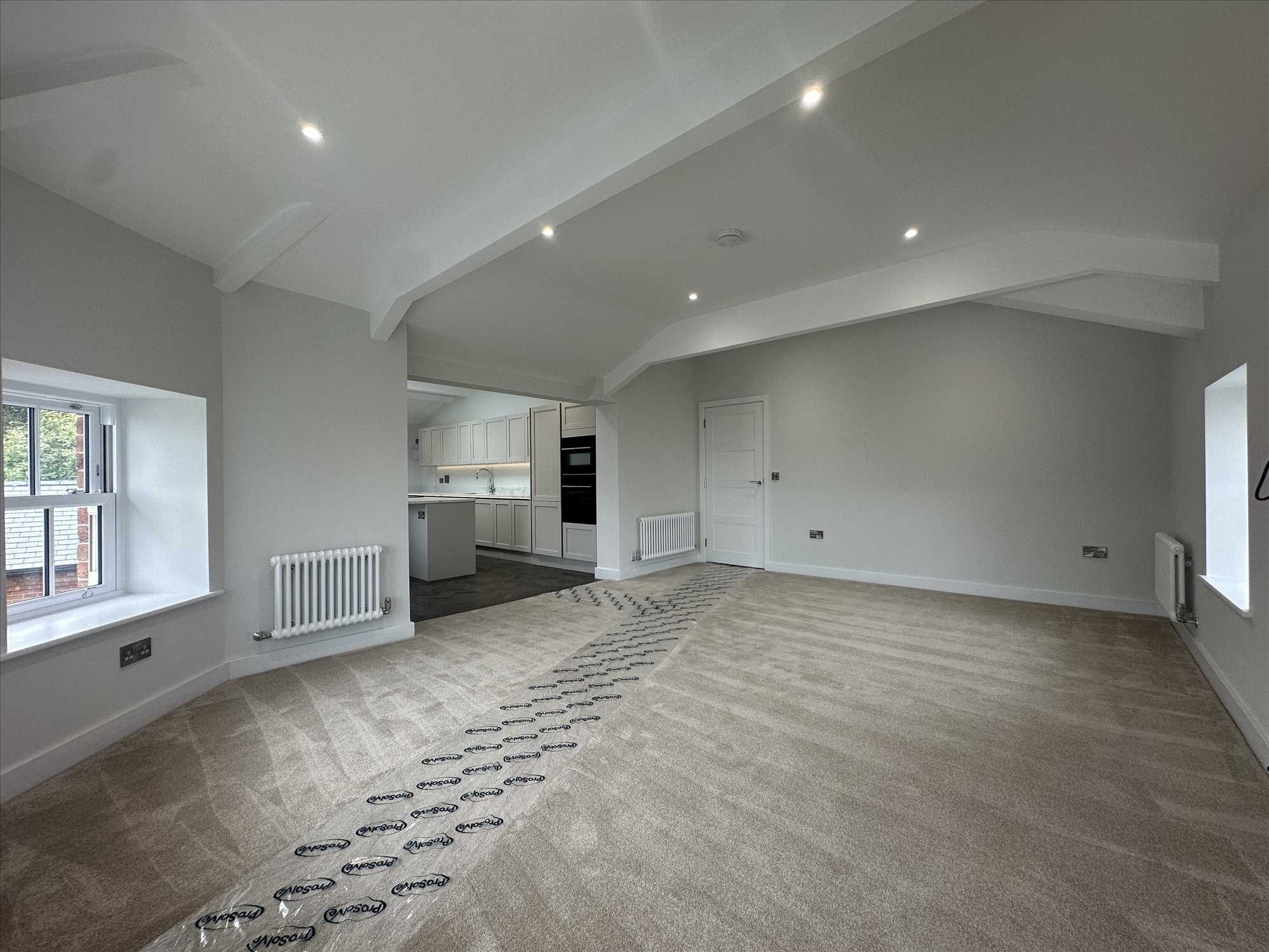 Penthouse, Endsleigh Convent, South Crescent Road, Filey - Picture 4