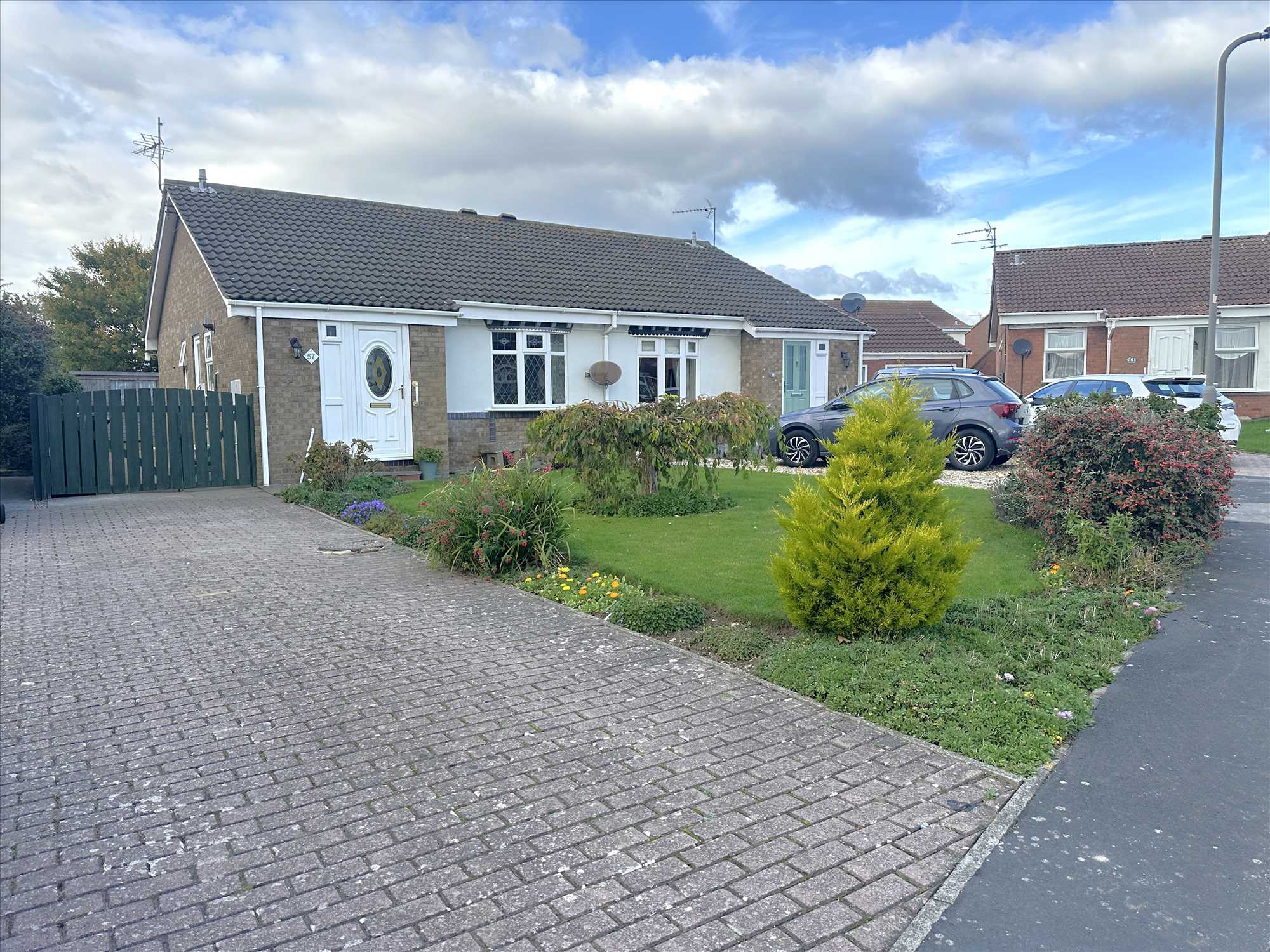 Thorn Tree Avenue, Filey - Picture 1