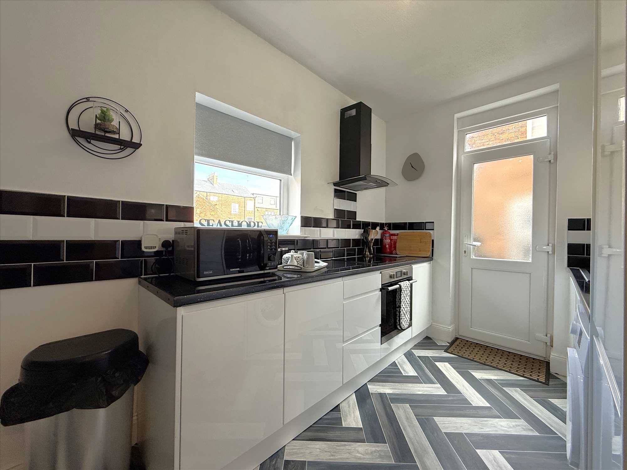 Rutland Street - Picture 5