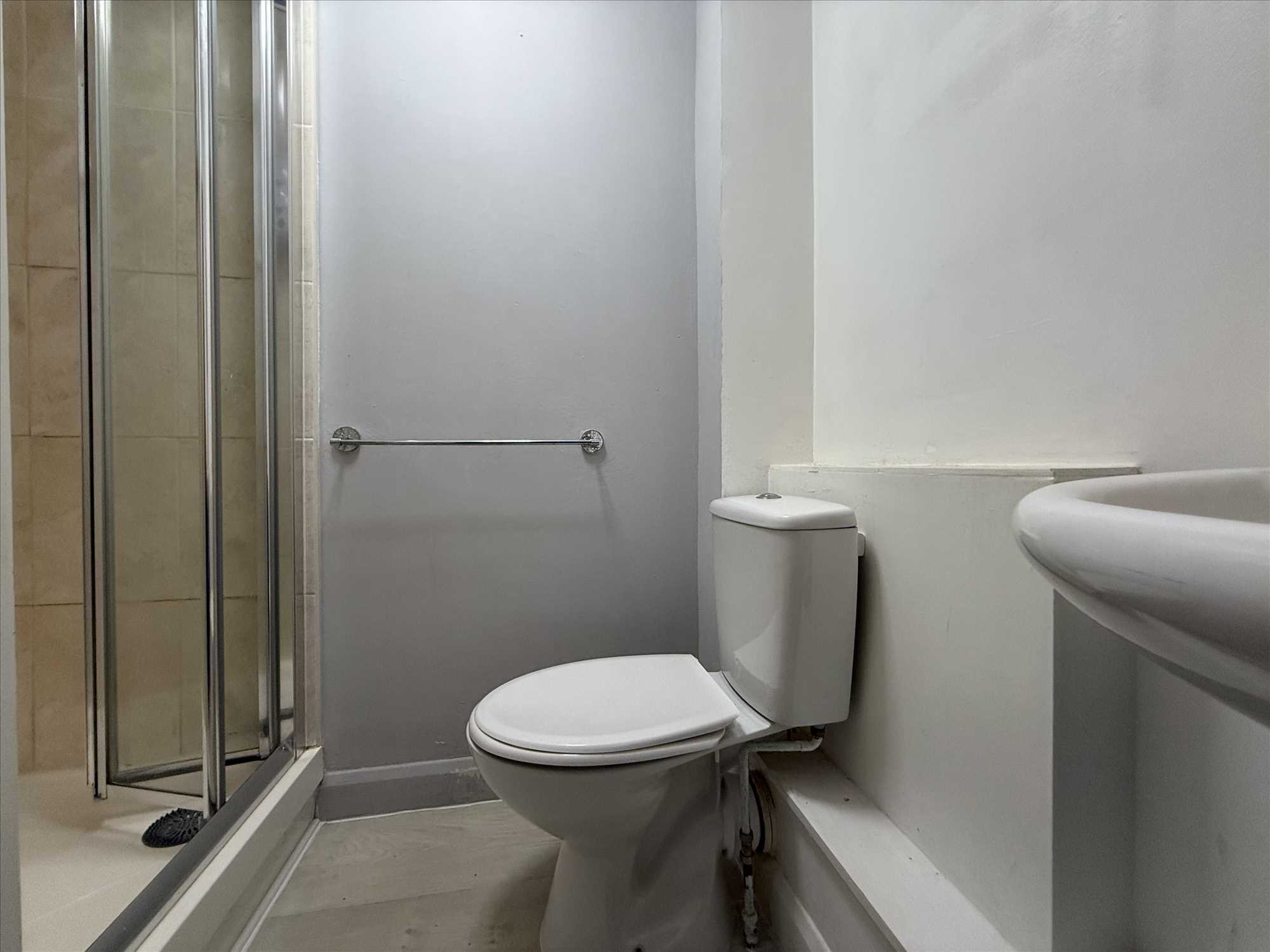 West Avenue - Picture 6