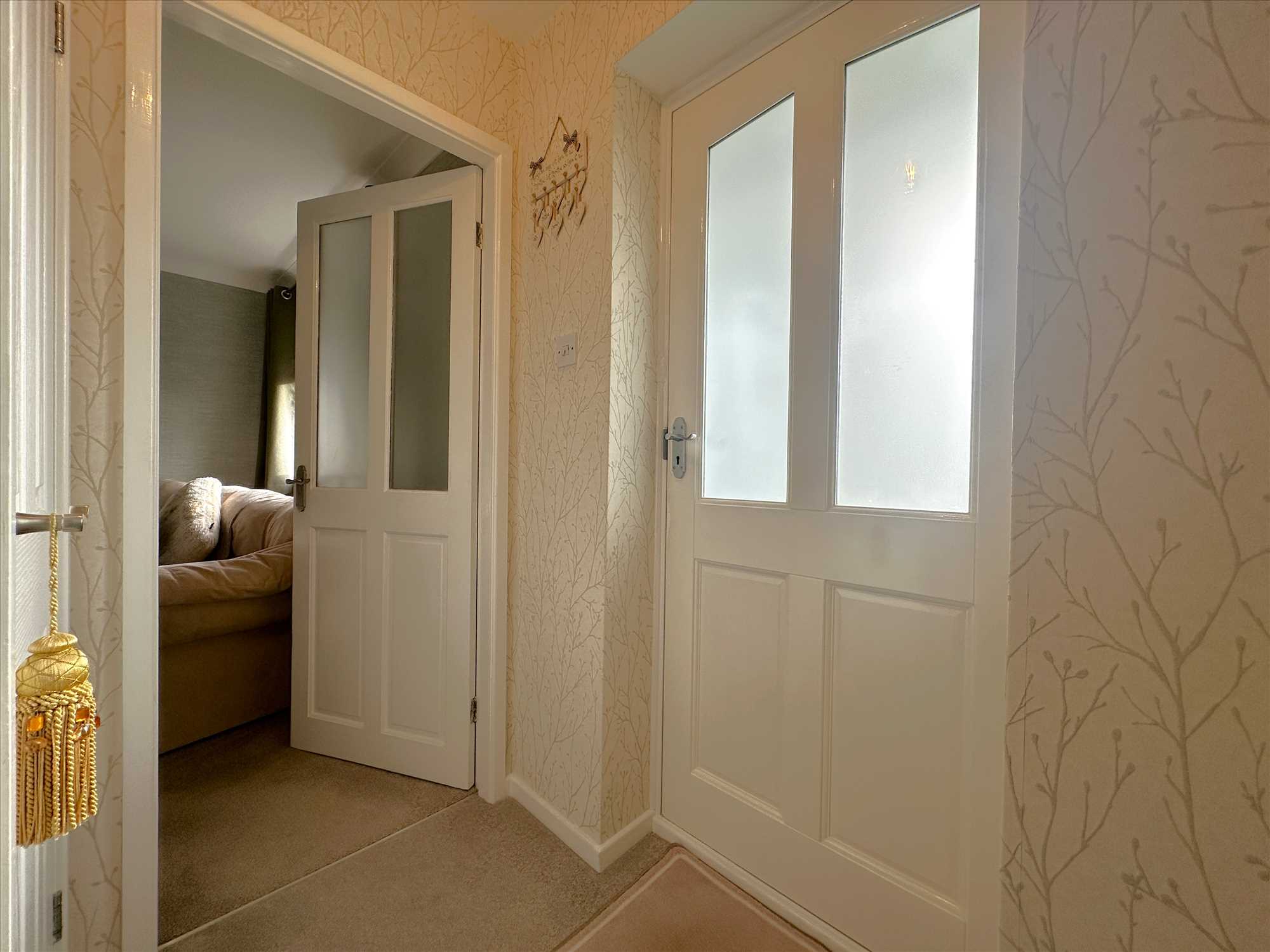 Teal Close, Filey - Picture 4